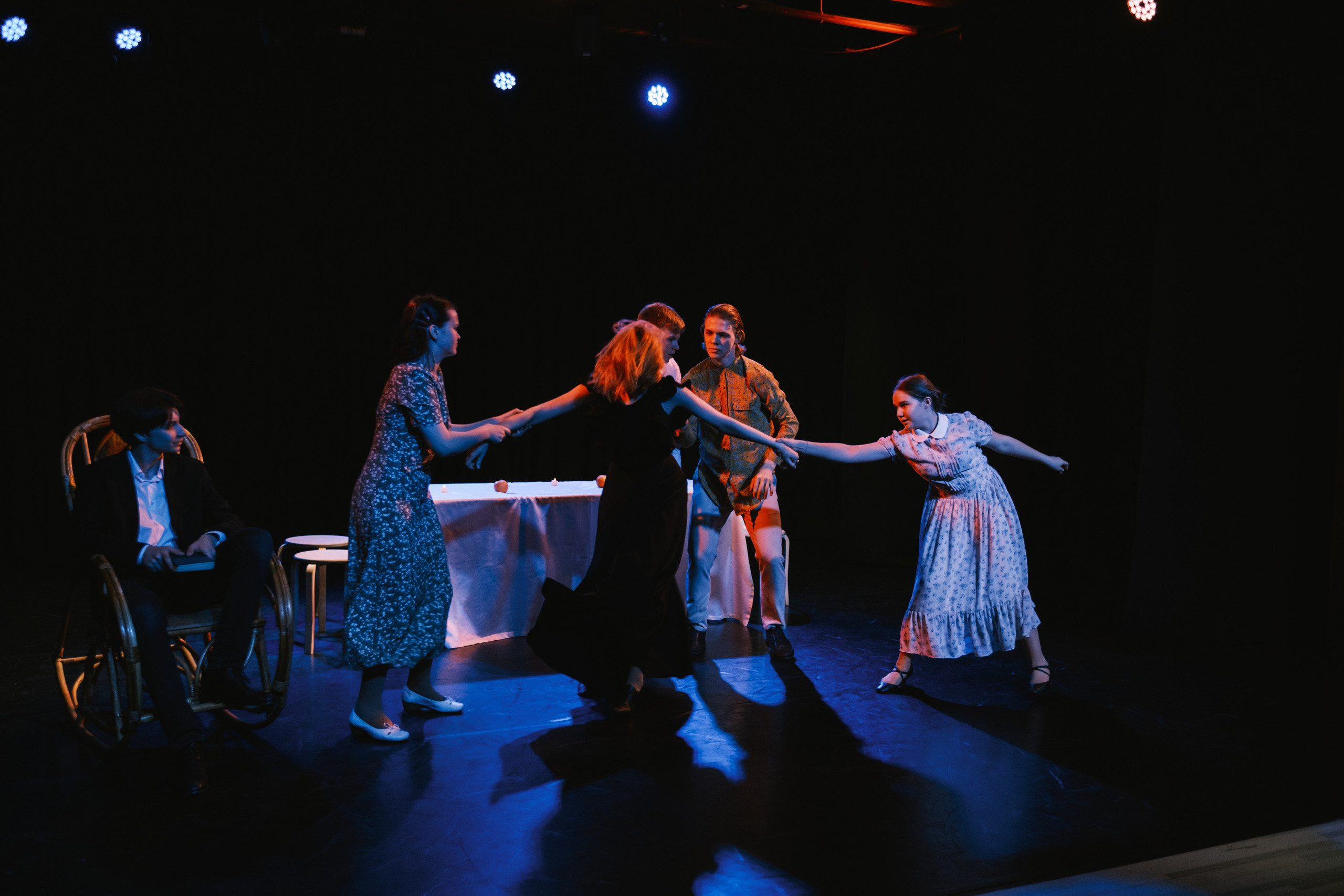 Детская театральная студия «Ирбис», спектакль. Репортажный и портретный фотограф в Москве Илья Спиридонов