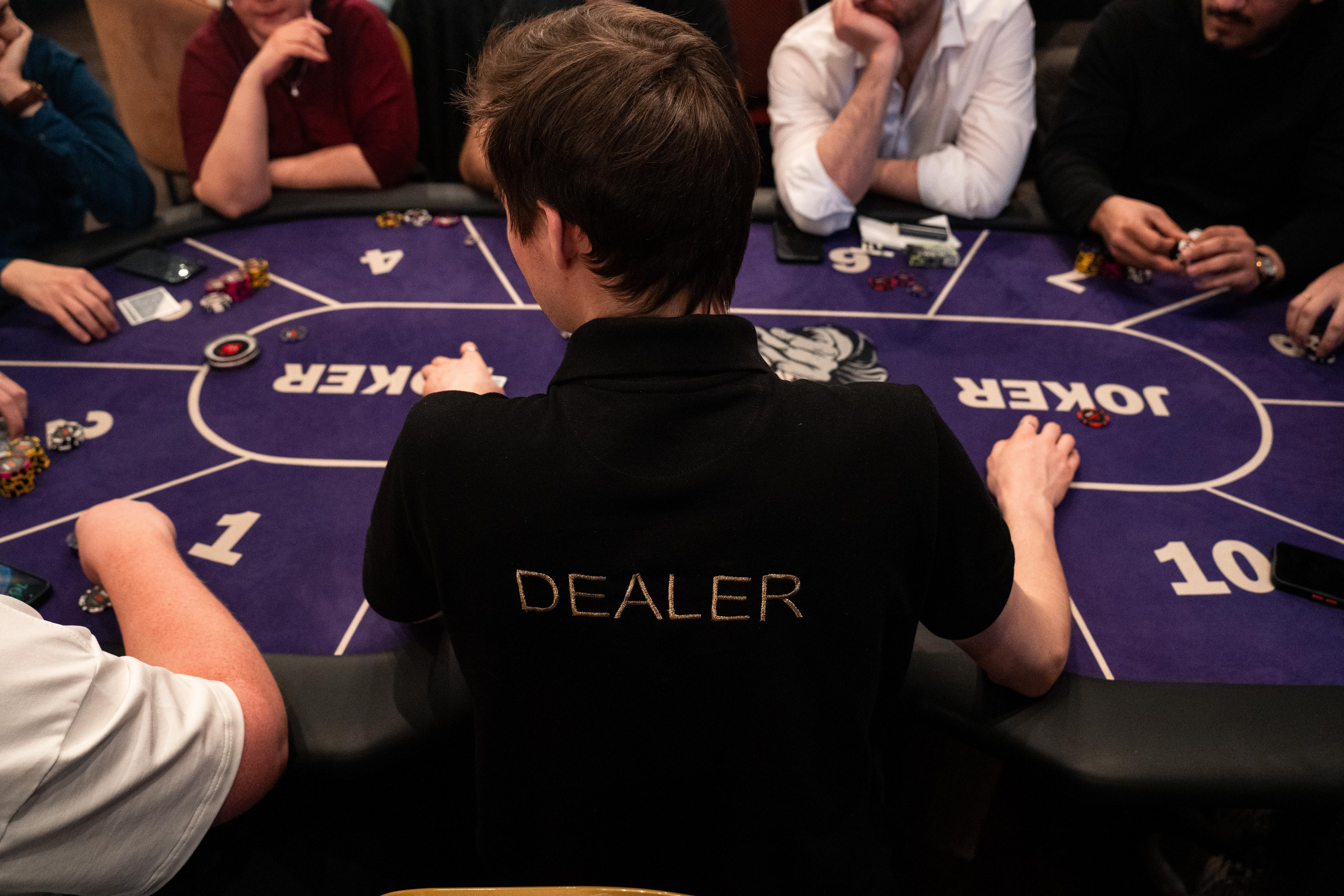 Joker Poker Club 01.03.2026. Коммерческий и художественный фотограф и видеограф в Москве Арсений Тургенев