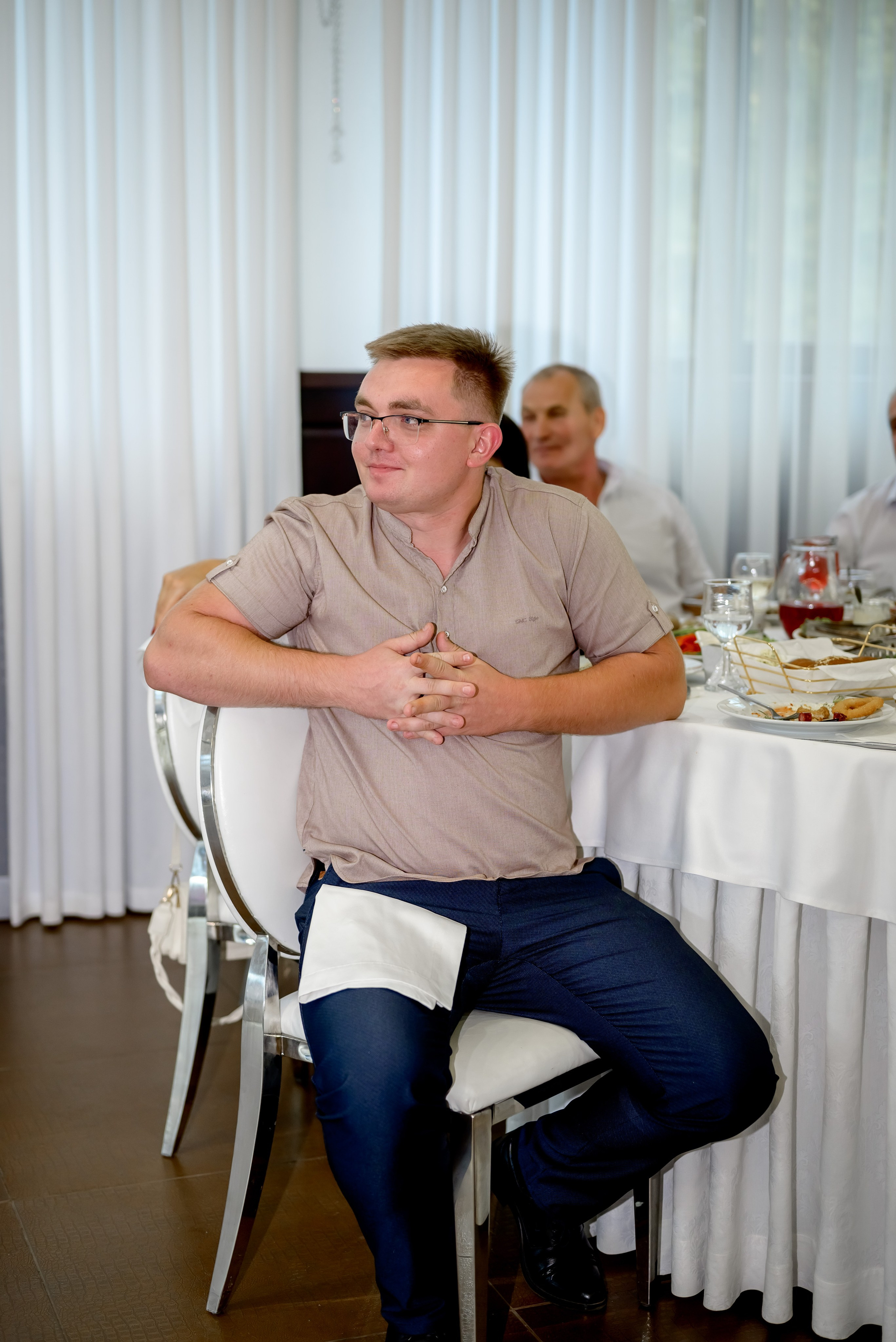 Банкетная часть (1). Юлия Басня семейный и свадебный фотограф в Донецке