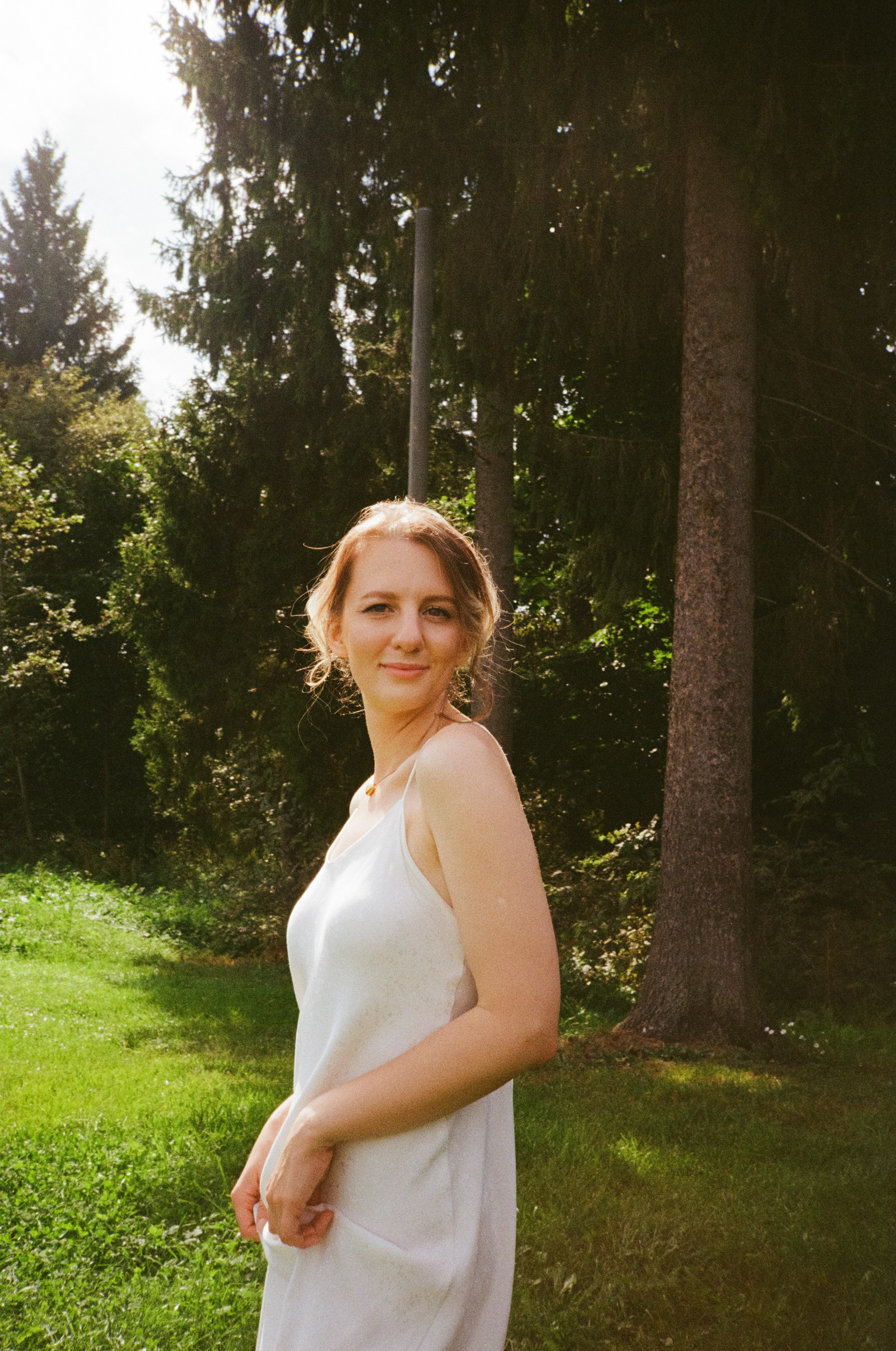 Алиса и Слава, роспись в Москве и вечеринка на природе, подальше от города. Фотограф в Москве Екатерина Черненко