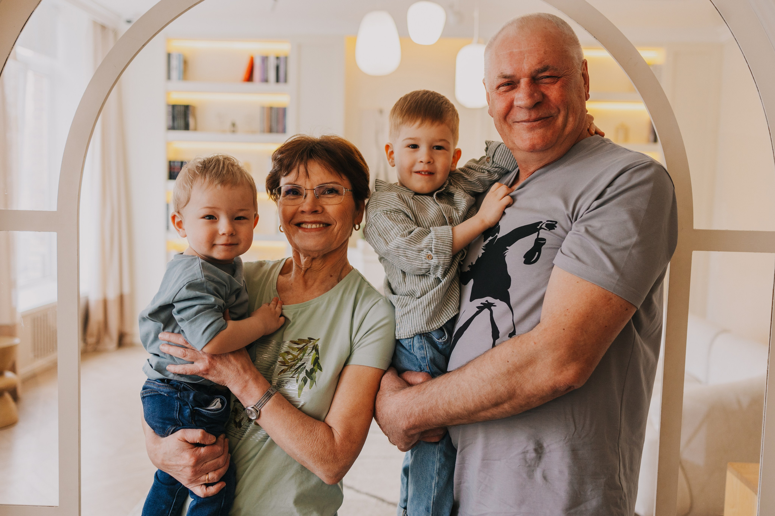 Большая семья. Домашняя фотосессия