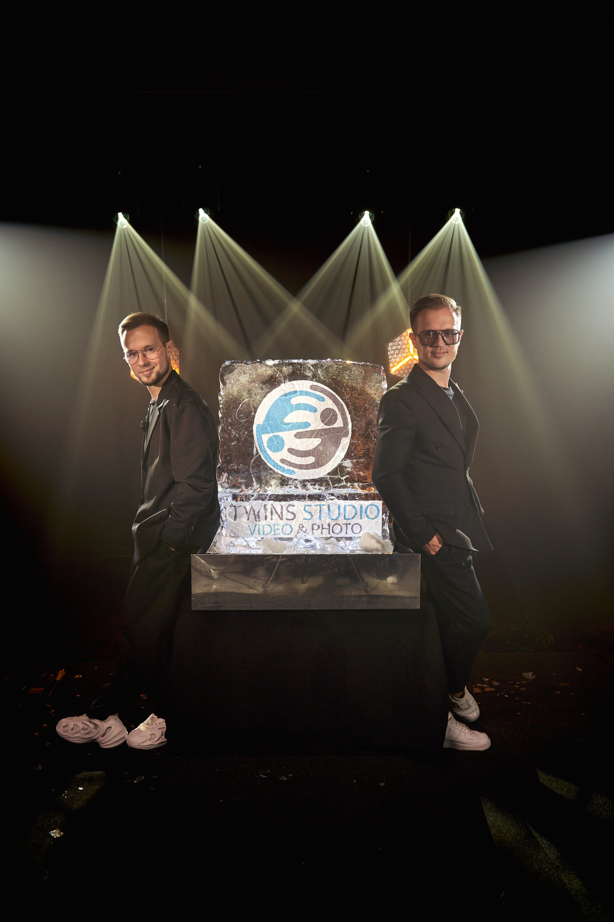 ТВИНС СТУДИО — лучшие свадебные фотографы и видеографы в Краснодаре