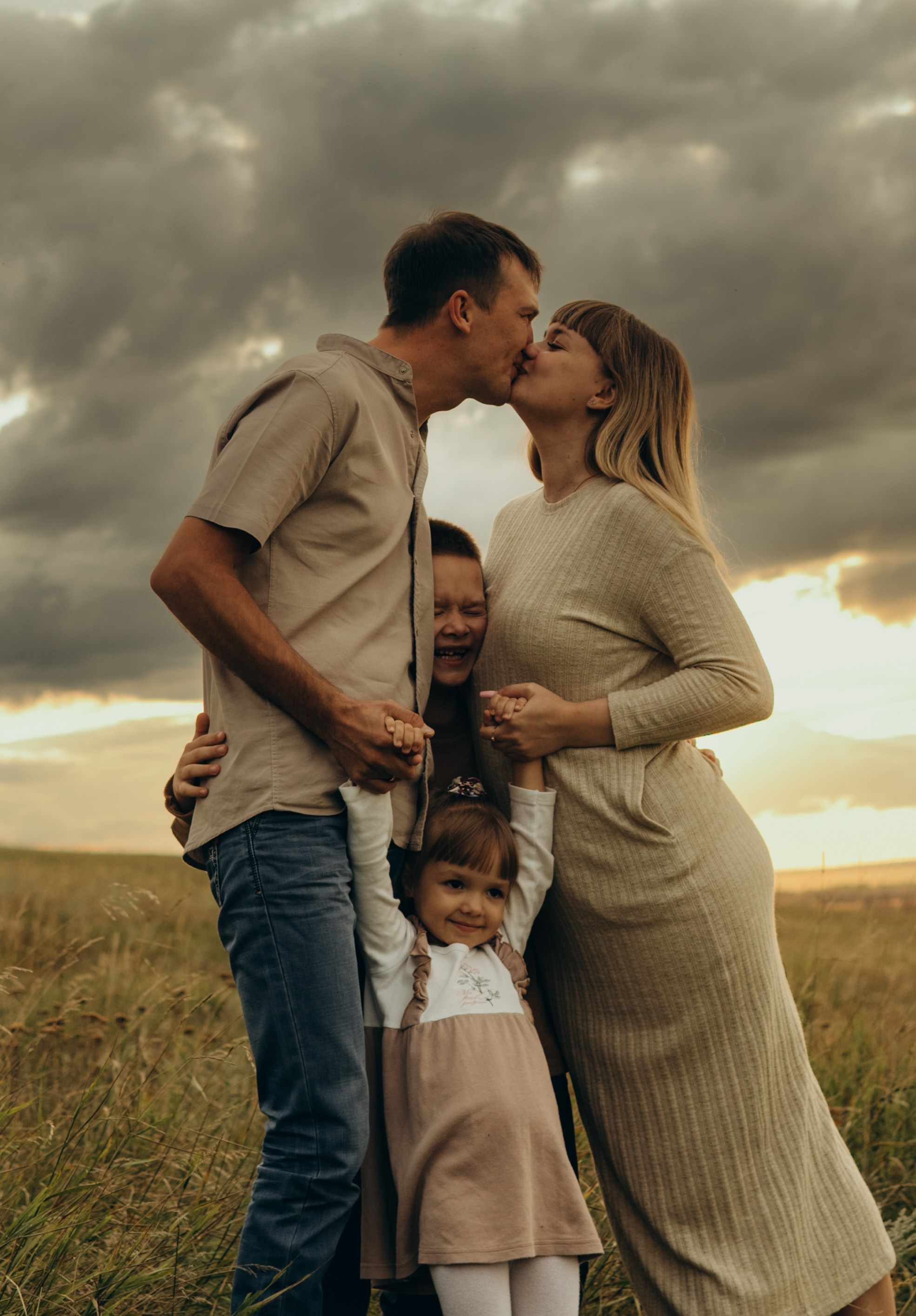 Даша Даня Ксюша Илья Саша и Ева. Свадебный и семейный фотограф в Самаре Головань Наталья