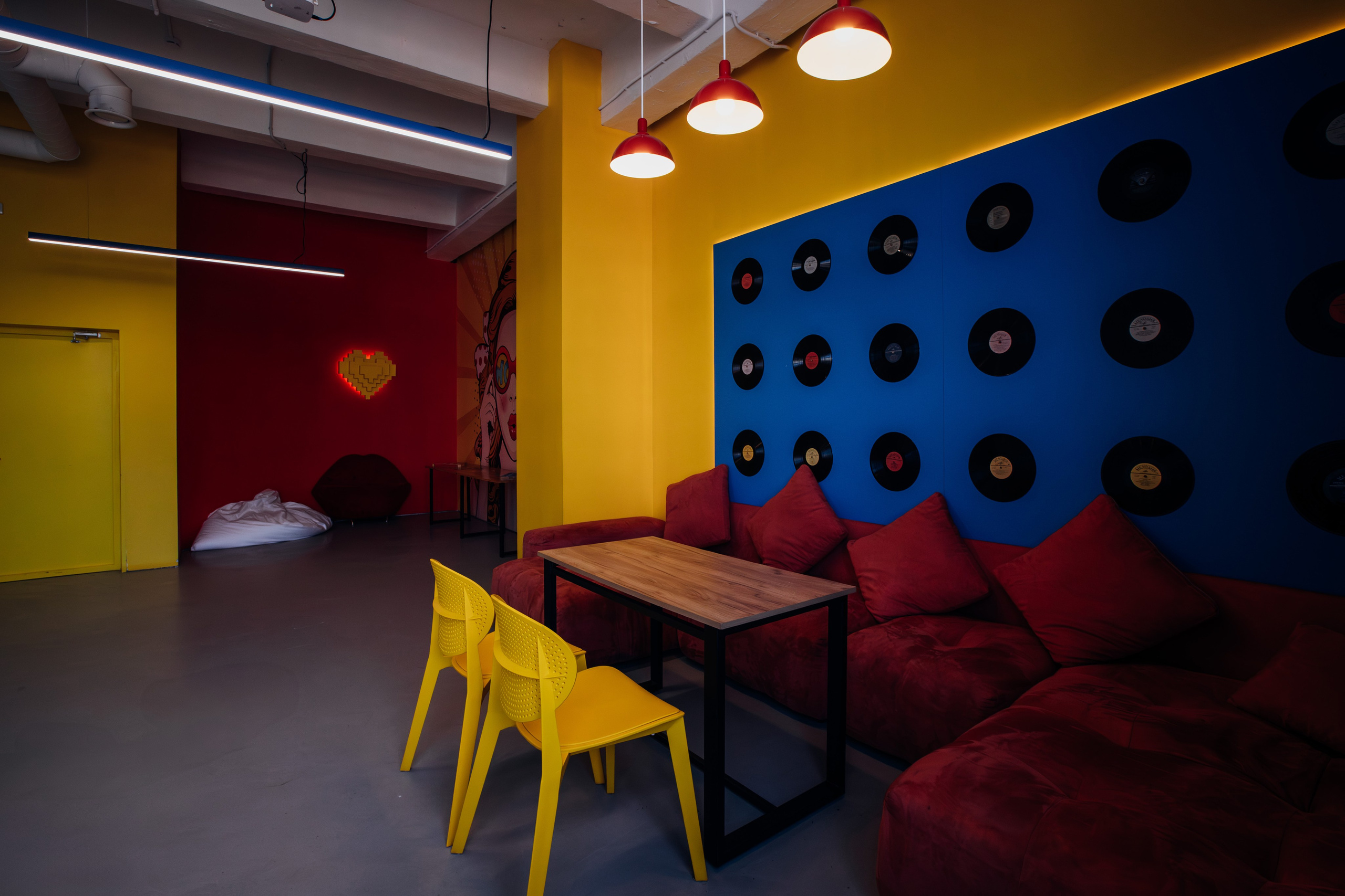 Mr. Karaoke (лето). Аренда лофта в СПб для мероприятий