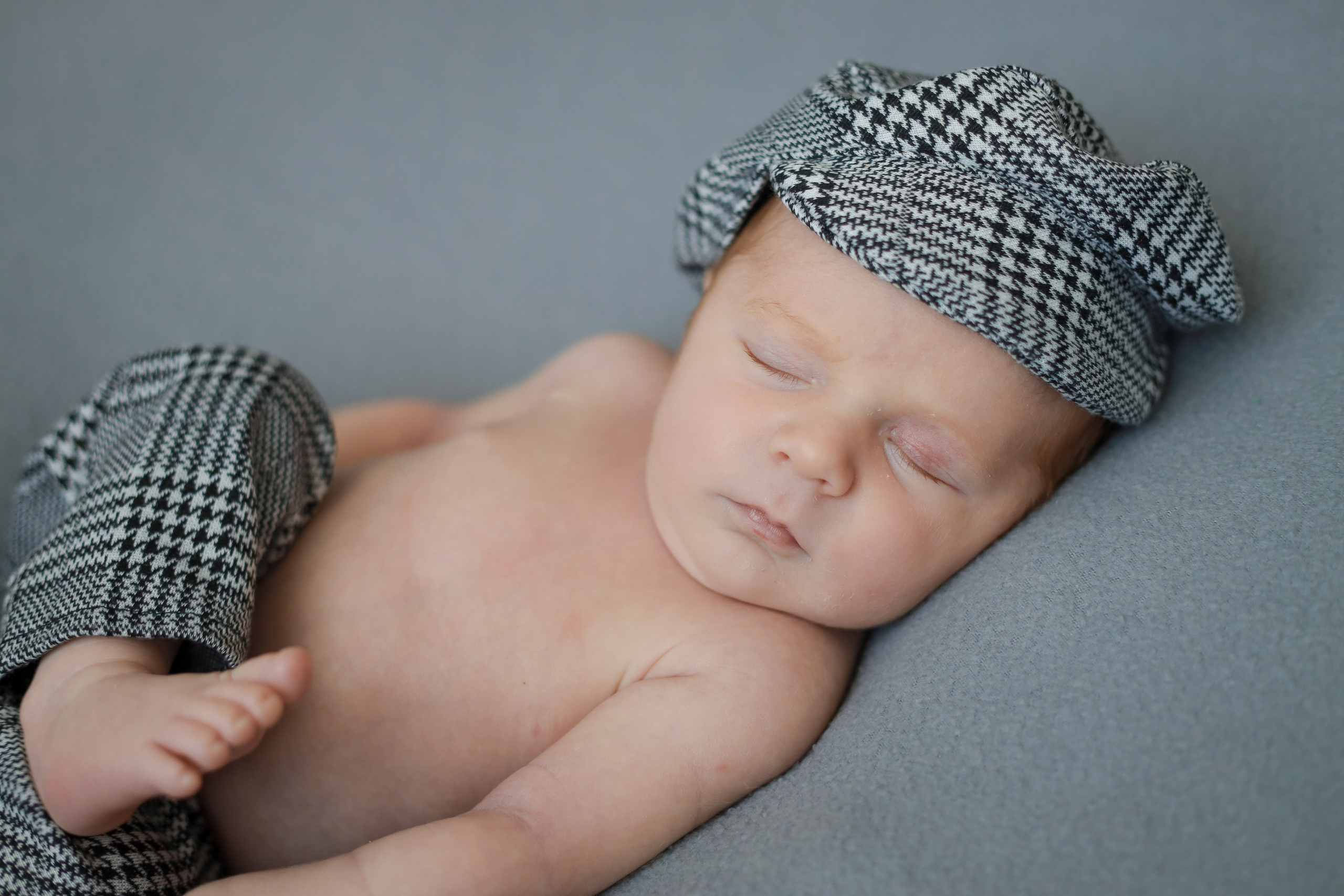 Ньюборн съёмка в студии. Семейный и Детский фотограф в Краснодаре Дарья Насаченко