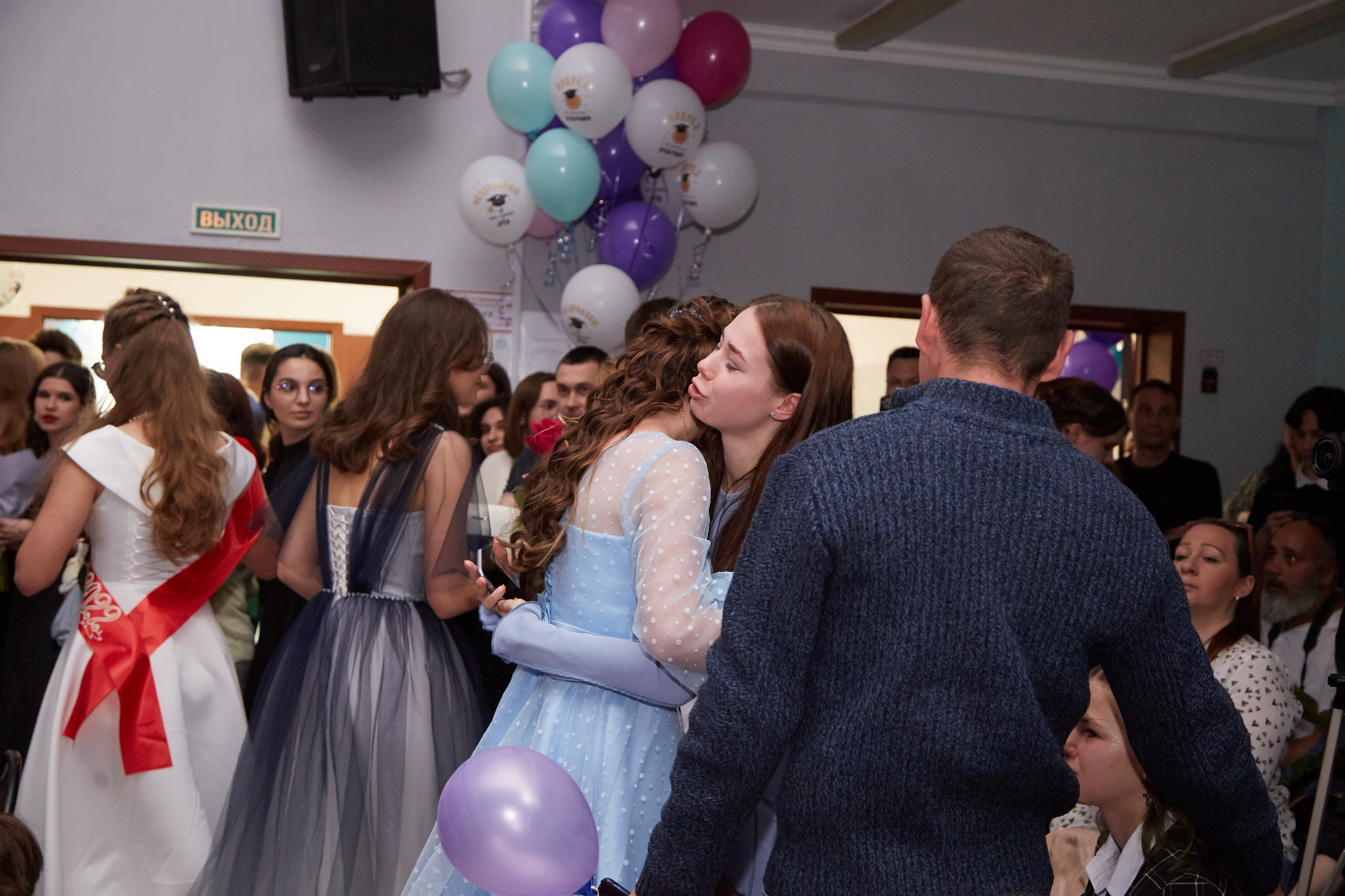 Последний звонок. Фотограф Савченко Люба. Москва