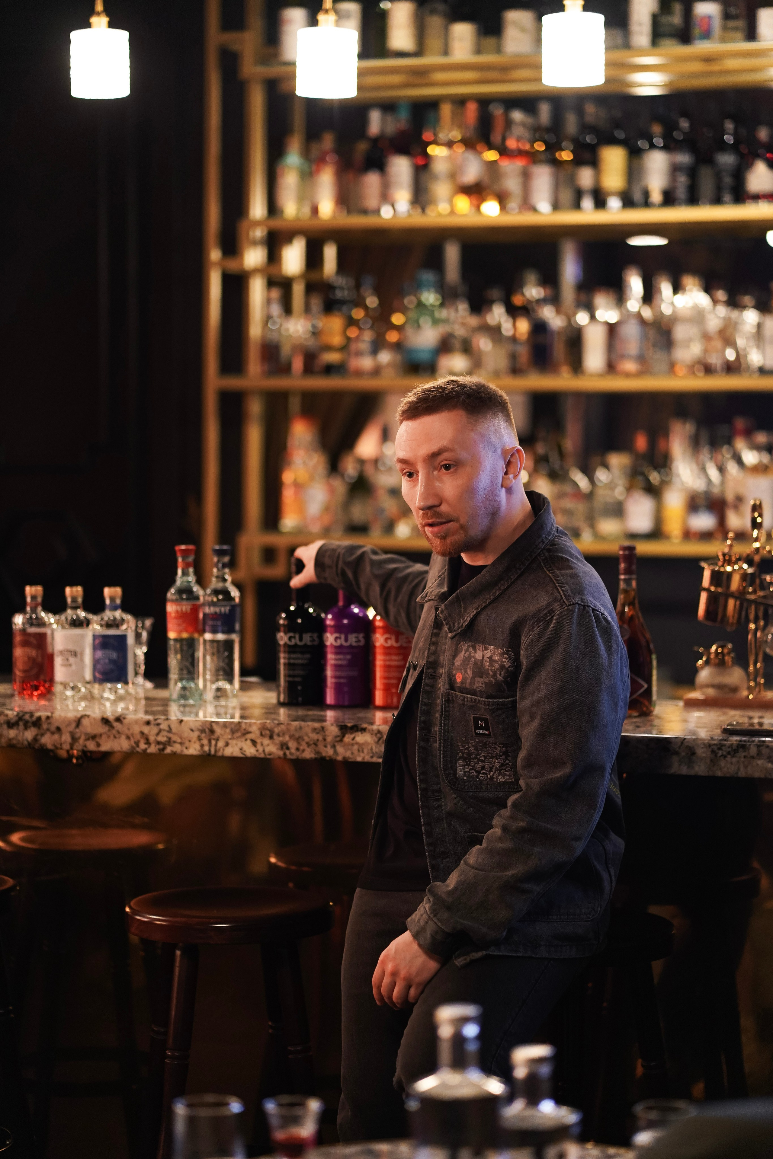 Bar Boss в «Детектив, где Вы?» (2024). Фотограф с психологическим образованием