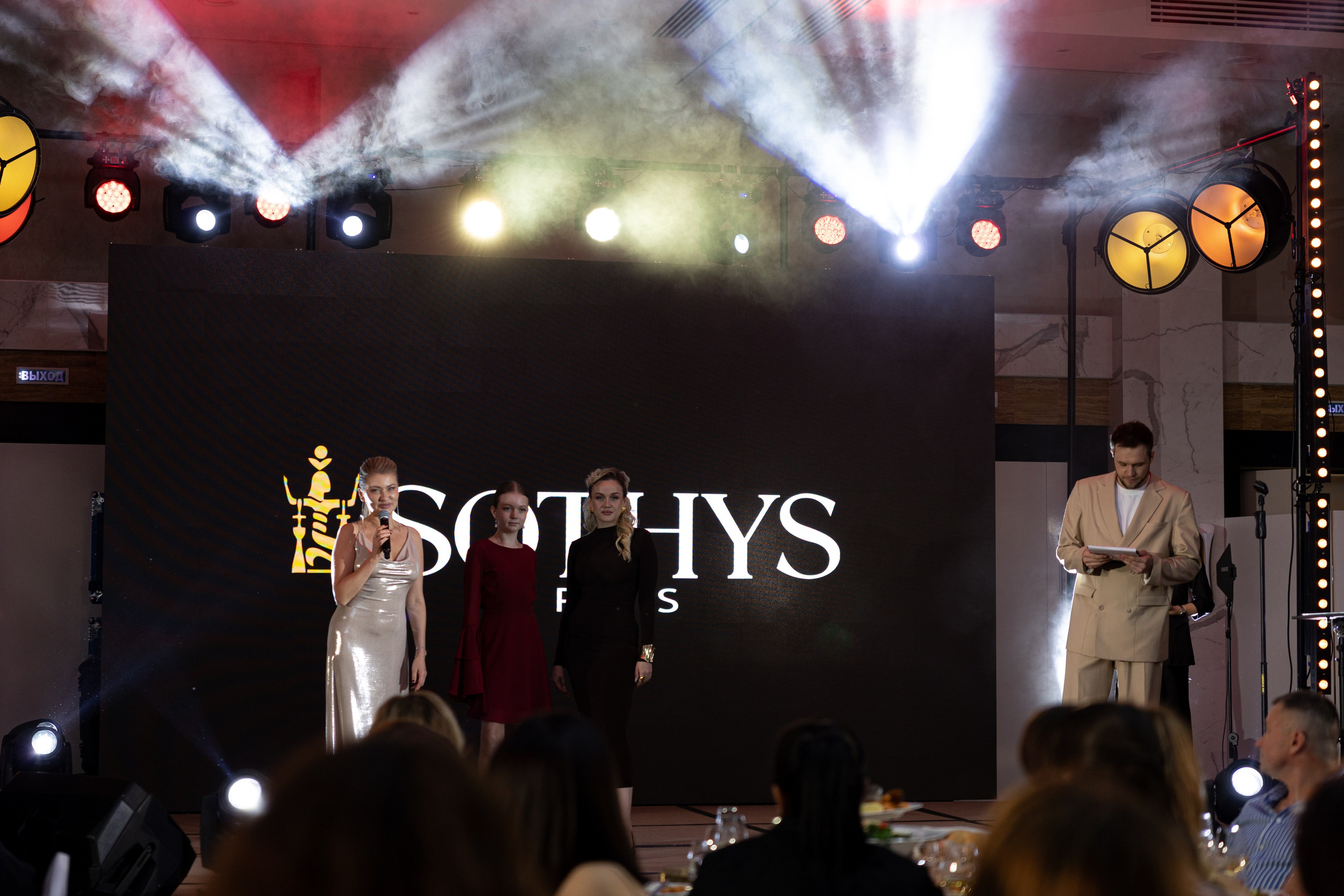 Ложка. Свадебный и семейный фотограф Евгения Привалова. Новороссийск. Анапа