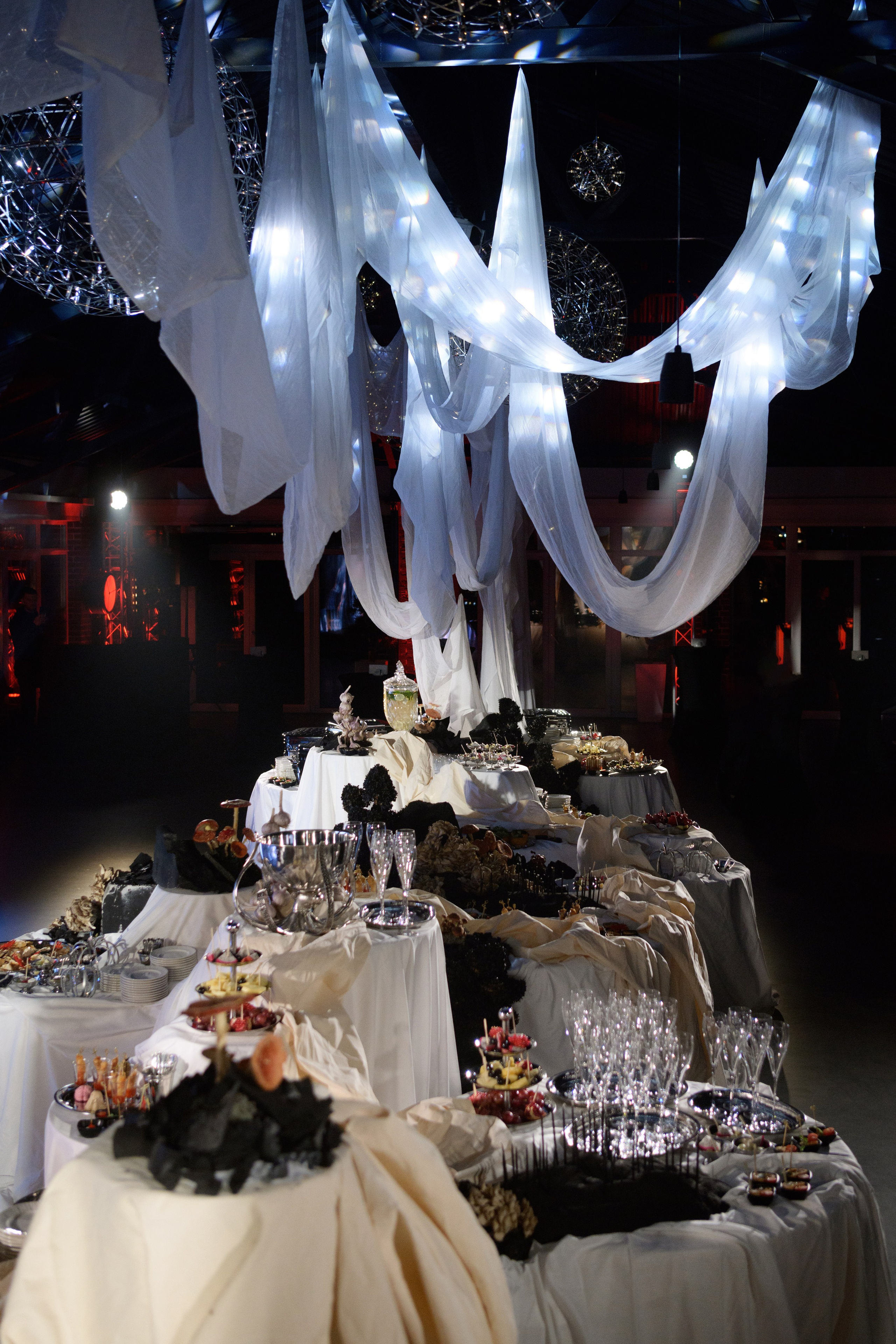 Decor by Favorite catering. Свадебный фотограф в Минске