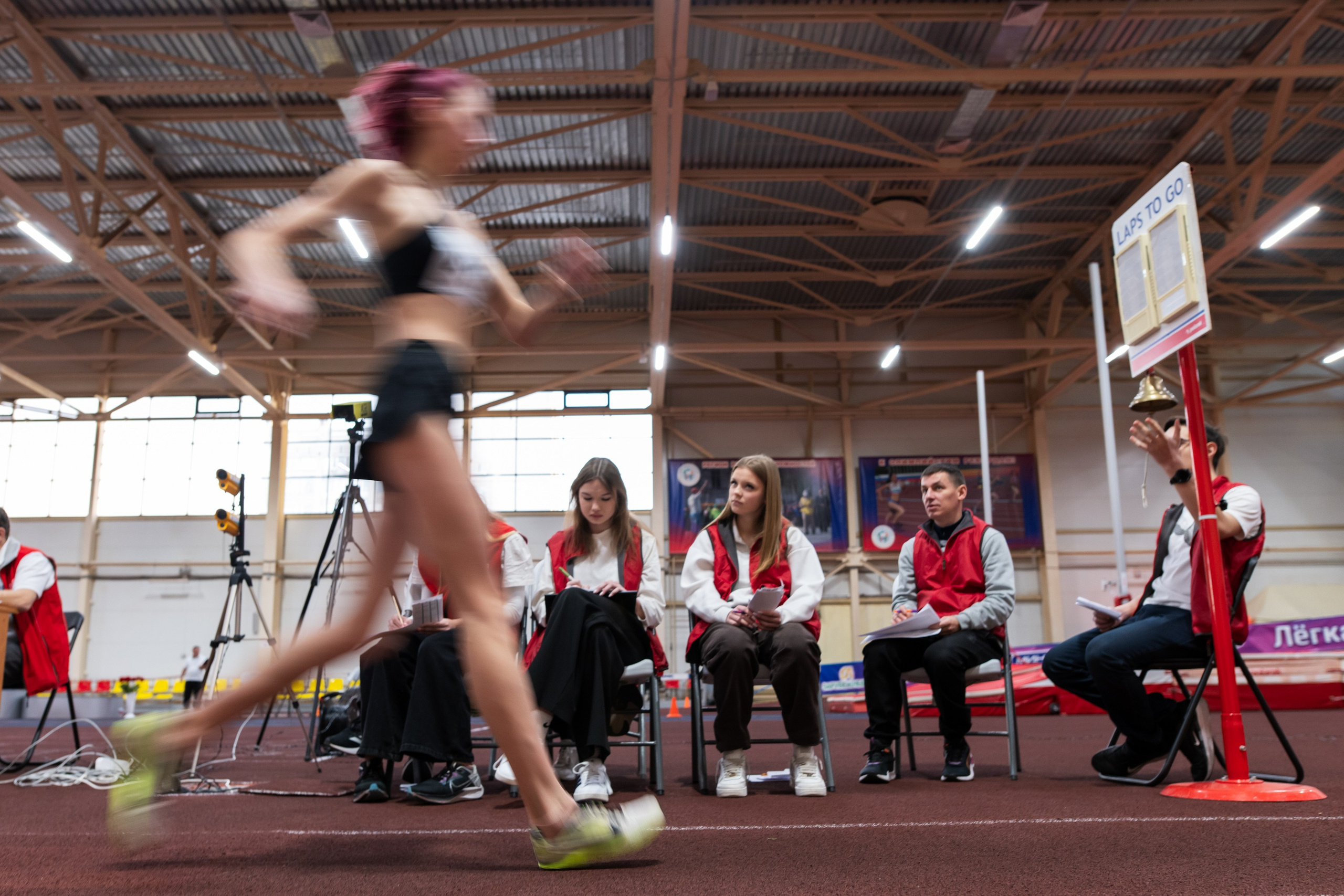 Легкая атлетика в помещении. Спортивный и репортажный фотограф в Казани Вячеслав Сатонин
