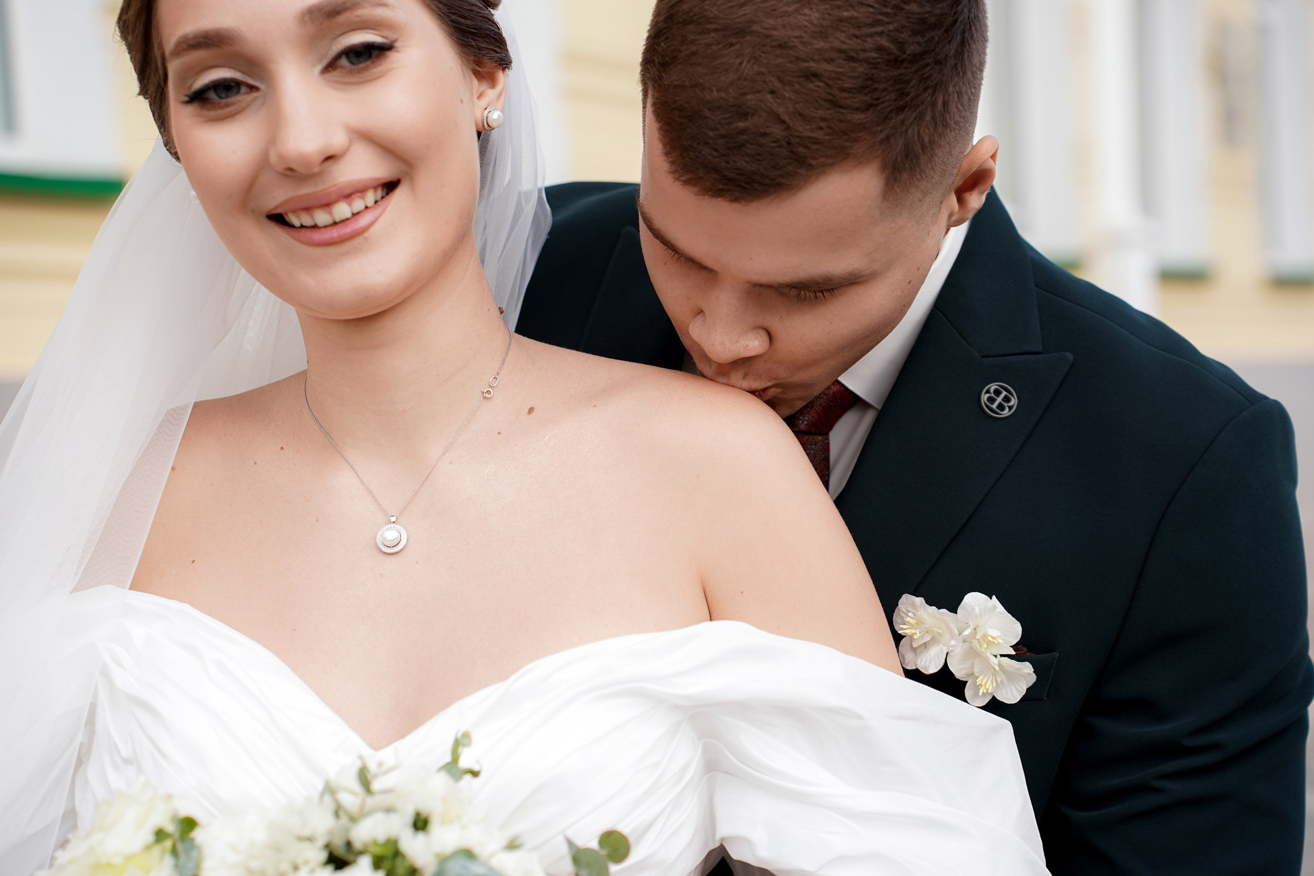 Свадебная фотосессия на Станиславского в районе собора Рождества Богородицы. Фотограф в Ростове-на-Дону Алёна Чёботова. Свадебный фотограф в Ростове-на-Дону. Таинство Крещения и Венчания, семейные фотосессии. Алёна Чёботова