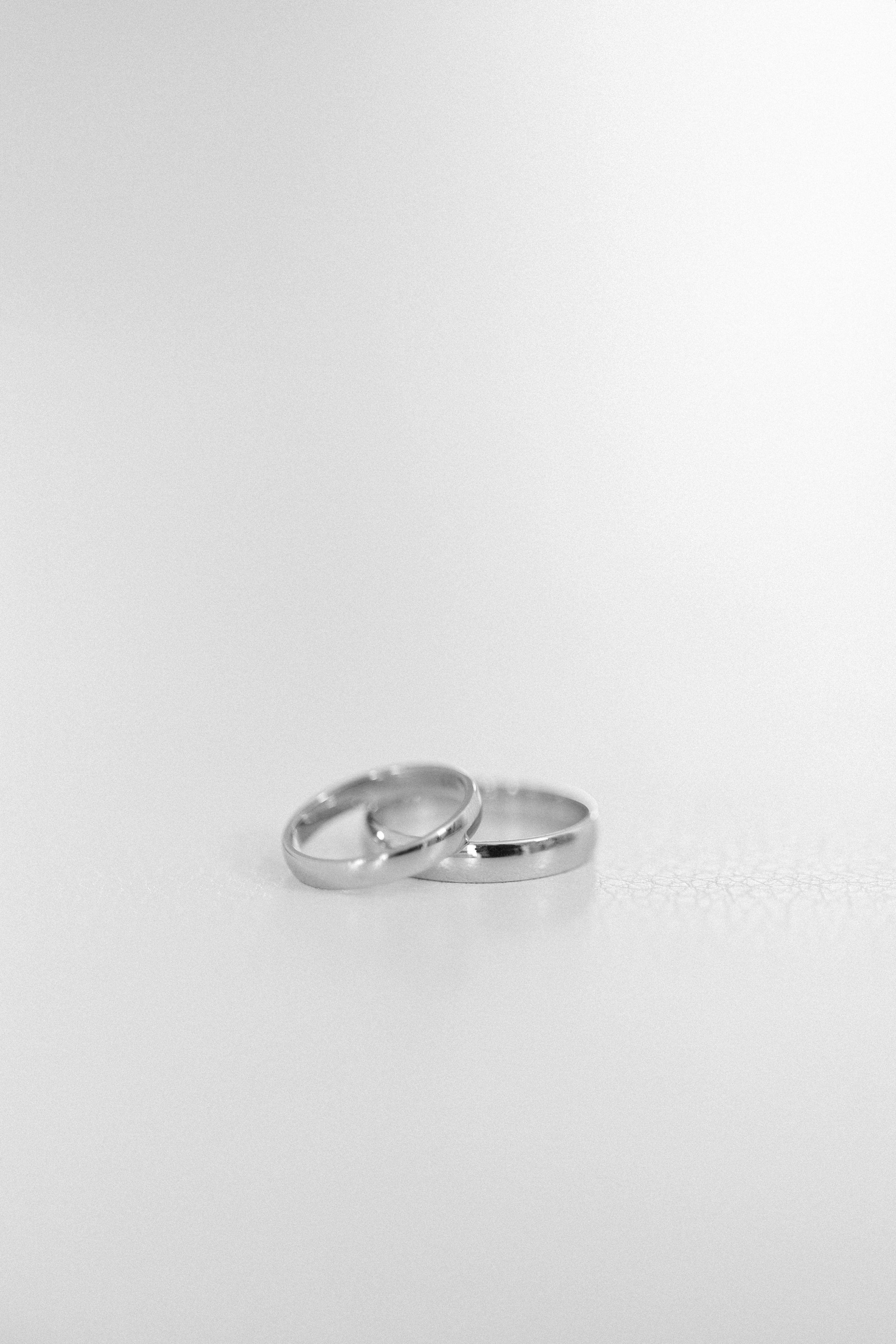 Свадебная фотосессия в Дворце Бракосочетания № 2. Сестры Карабаза. Фотографы и ретушеры в Москве и Санкт-Петербурге