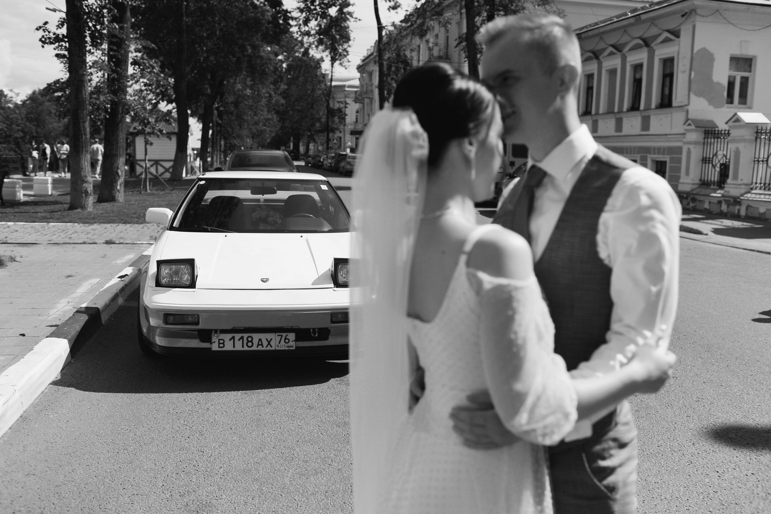 Съемка пары в отеле, на природе, в городе. Свадебный и репортажный фотограф в Ярославле и Санкт-Петербурге Роман Микрюков