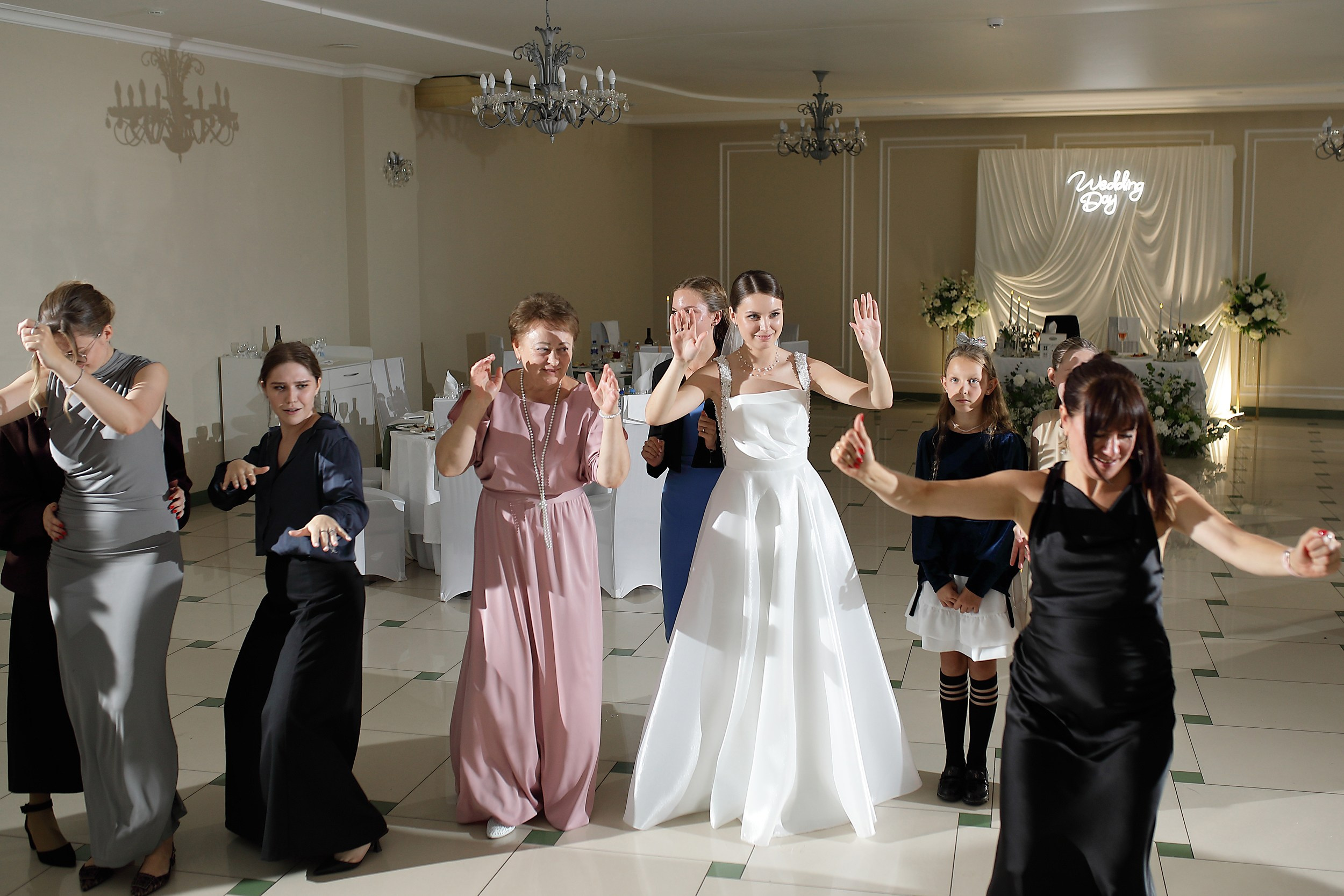 Владимир и Виктория. Свадебный и семейный фотограф и видеограф в Екатеринбурге Полянские Тимур и Анастасия