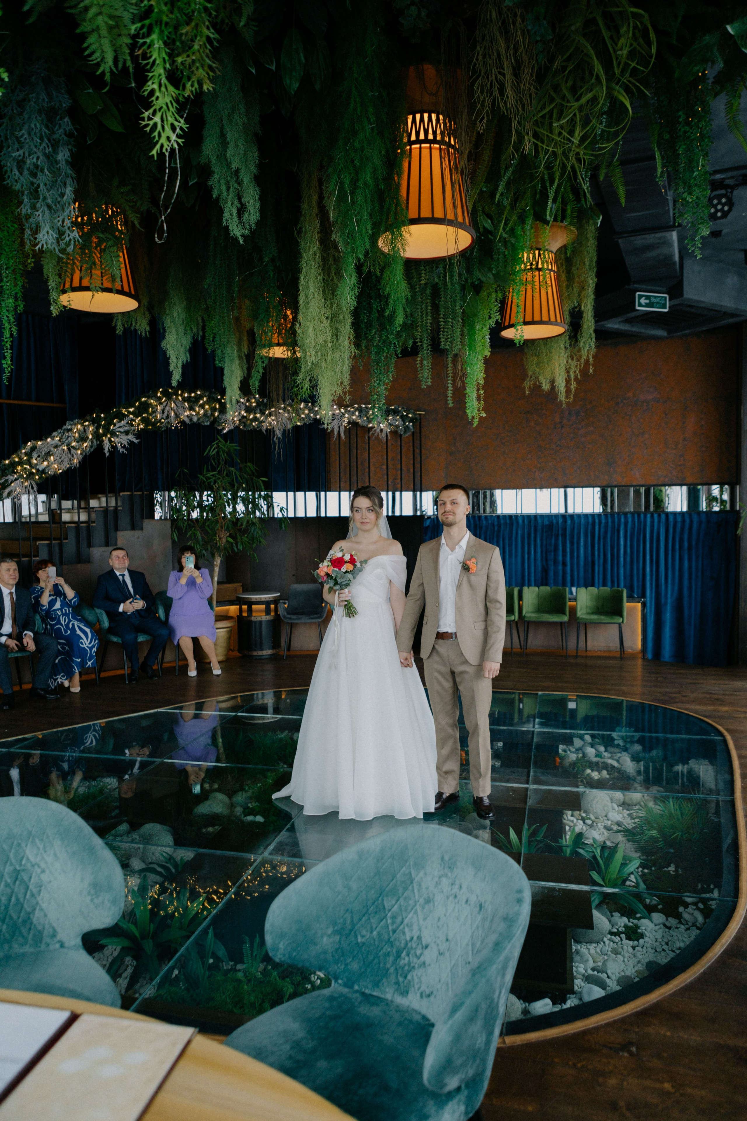 Ксюша и Илья. Утро в отеле роспись в Birds. Свадебный и портретный фотограф в Москве Анастасия Масюк