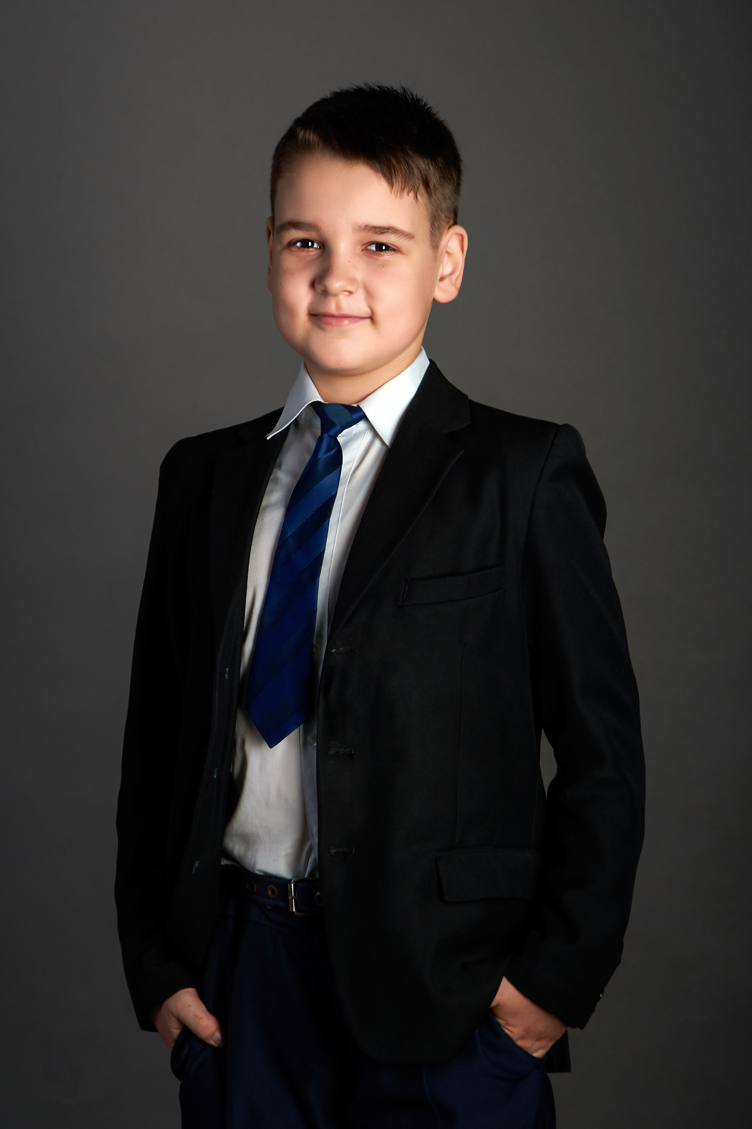 Портретная съемка в альбом. Лицей, 4-й класс. Ольга Чёкотова (Фотограф Кострома)