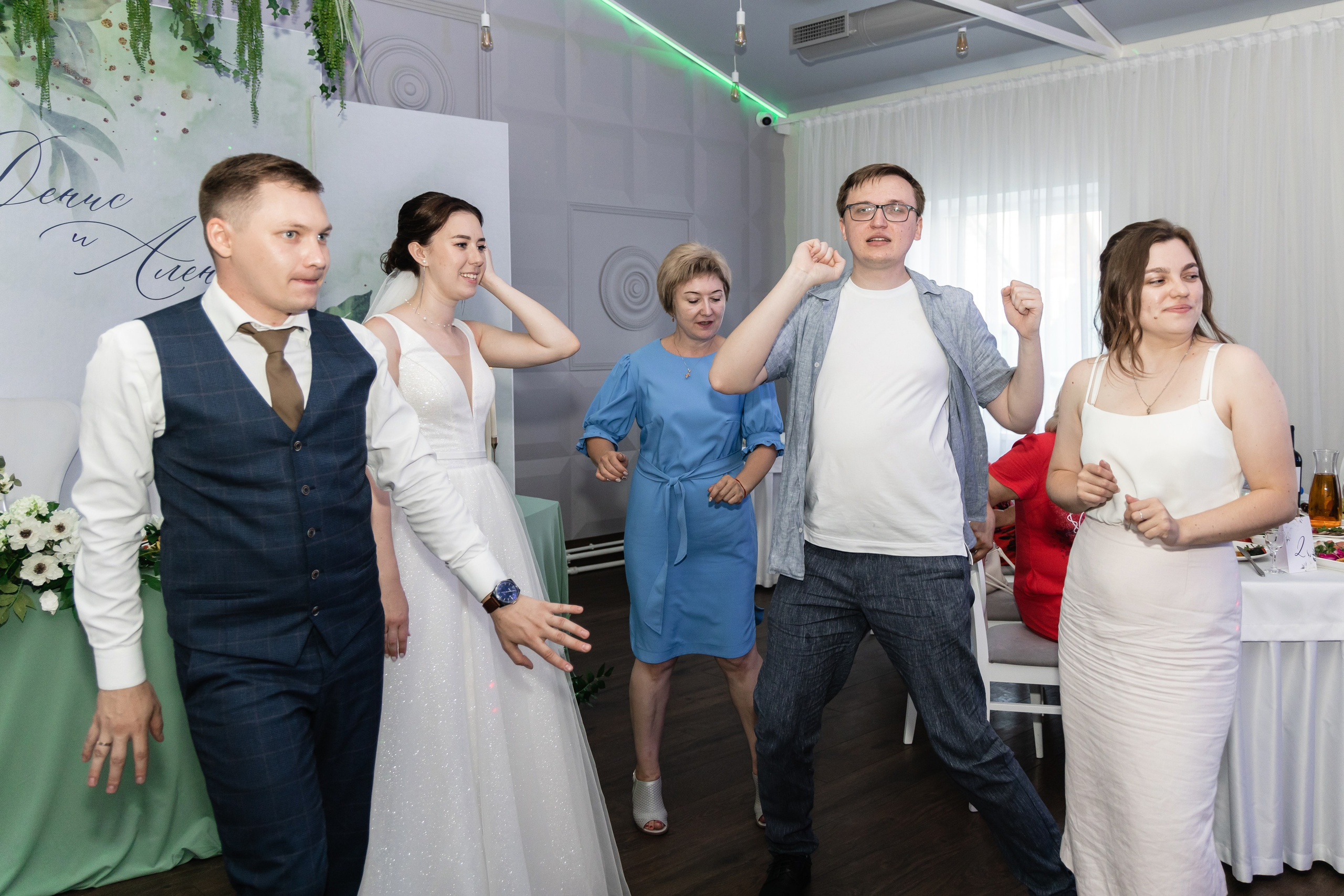 Алёна и Денис (полный день). Фотограф в Барнауле Юлия Садвокасова