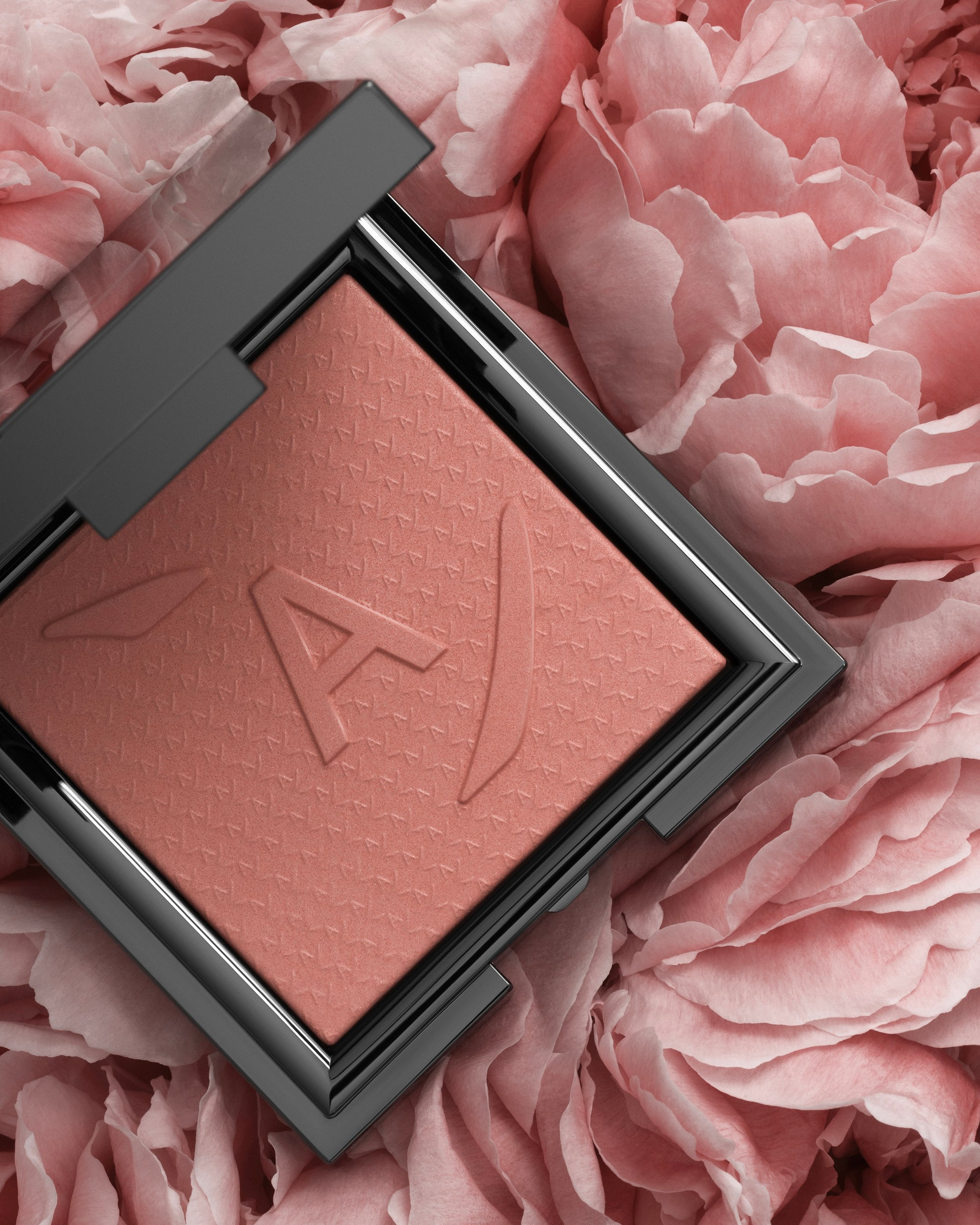 Съемка румян Your Cheeks Blush для бренда Annbeauty. Бьюти и предметный фотограф в Москве Светлана Грачева