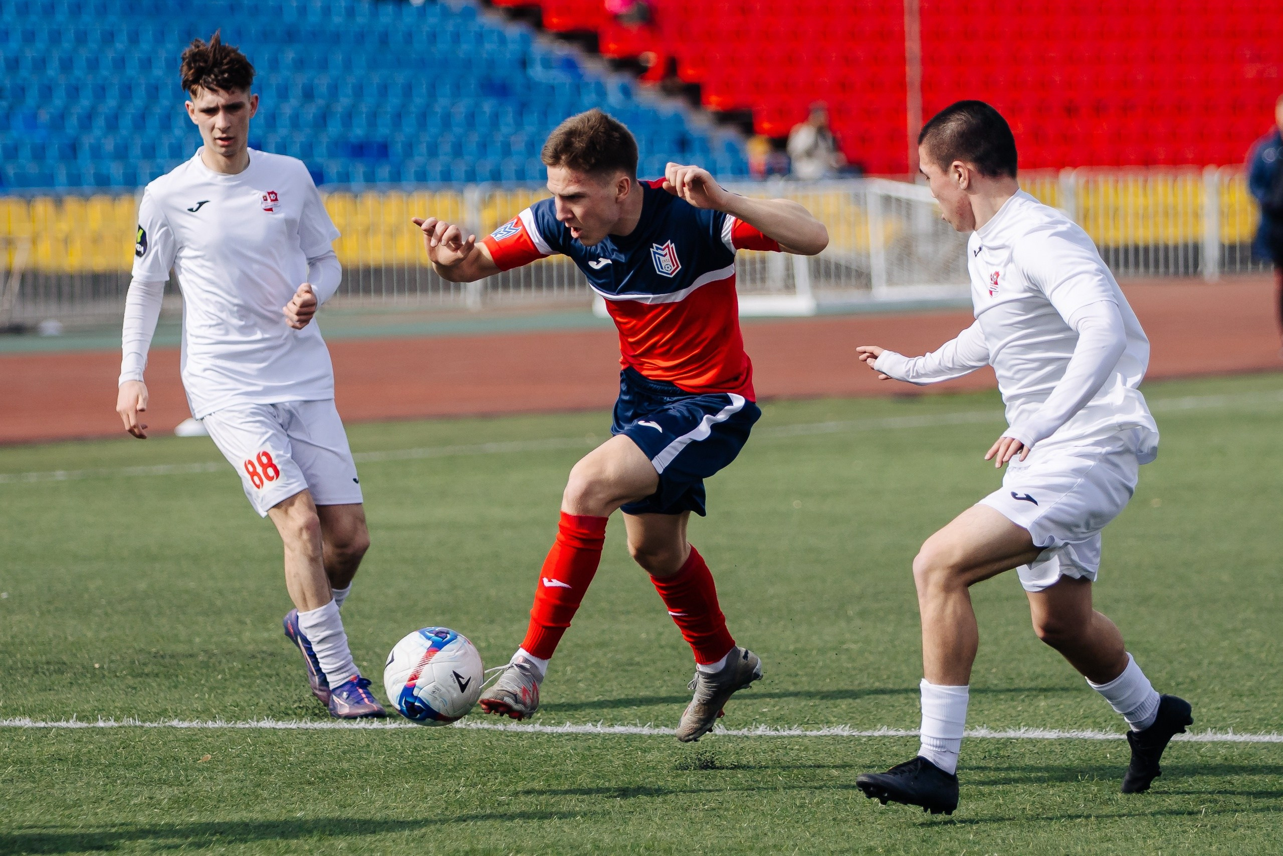 ФК «Металлург-Магнитогорск» vs ФК «ОСШ-Челябинск-М» // 05.04.25. Денис Прохоров Фотограф в г. Магнитогорск