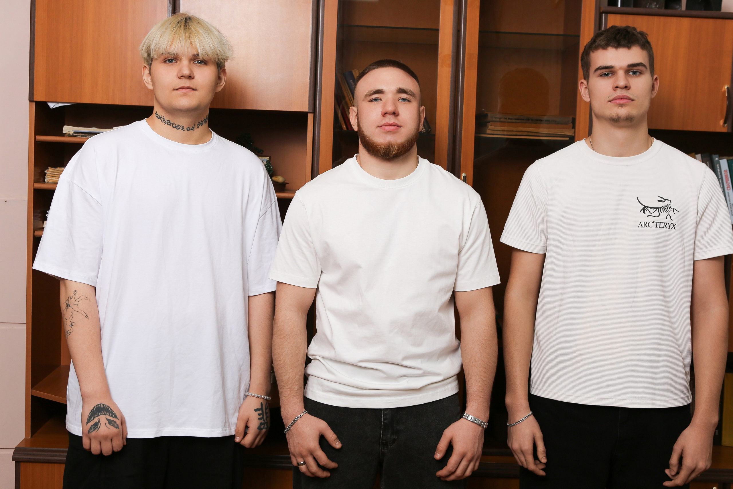 ФОТОСЕССИЯ В КЛАССЕ ДЛЯ ВЫПУСКНИКОВ СВАРОЧНОГО ПРОИЗВОДСТВА. ТВОЙ АЛЬБОМ / ТВОИ ПРАВИЛА