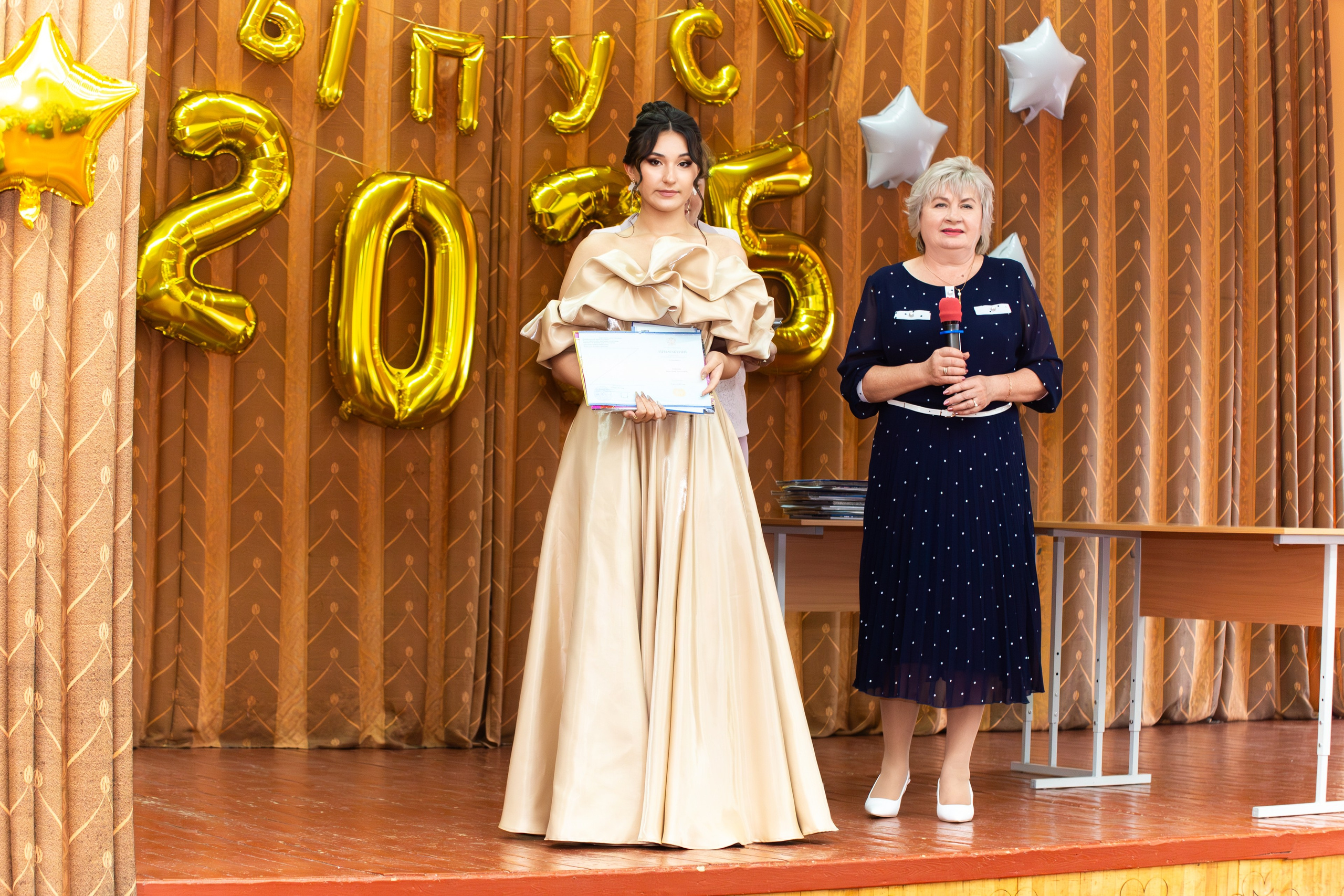 Вручение дипломов 2025 9 ШКОЛА МЦЕНСК. ТВОЙ АЛЬБОМ / ТВОИ ПРАВИЛА