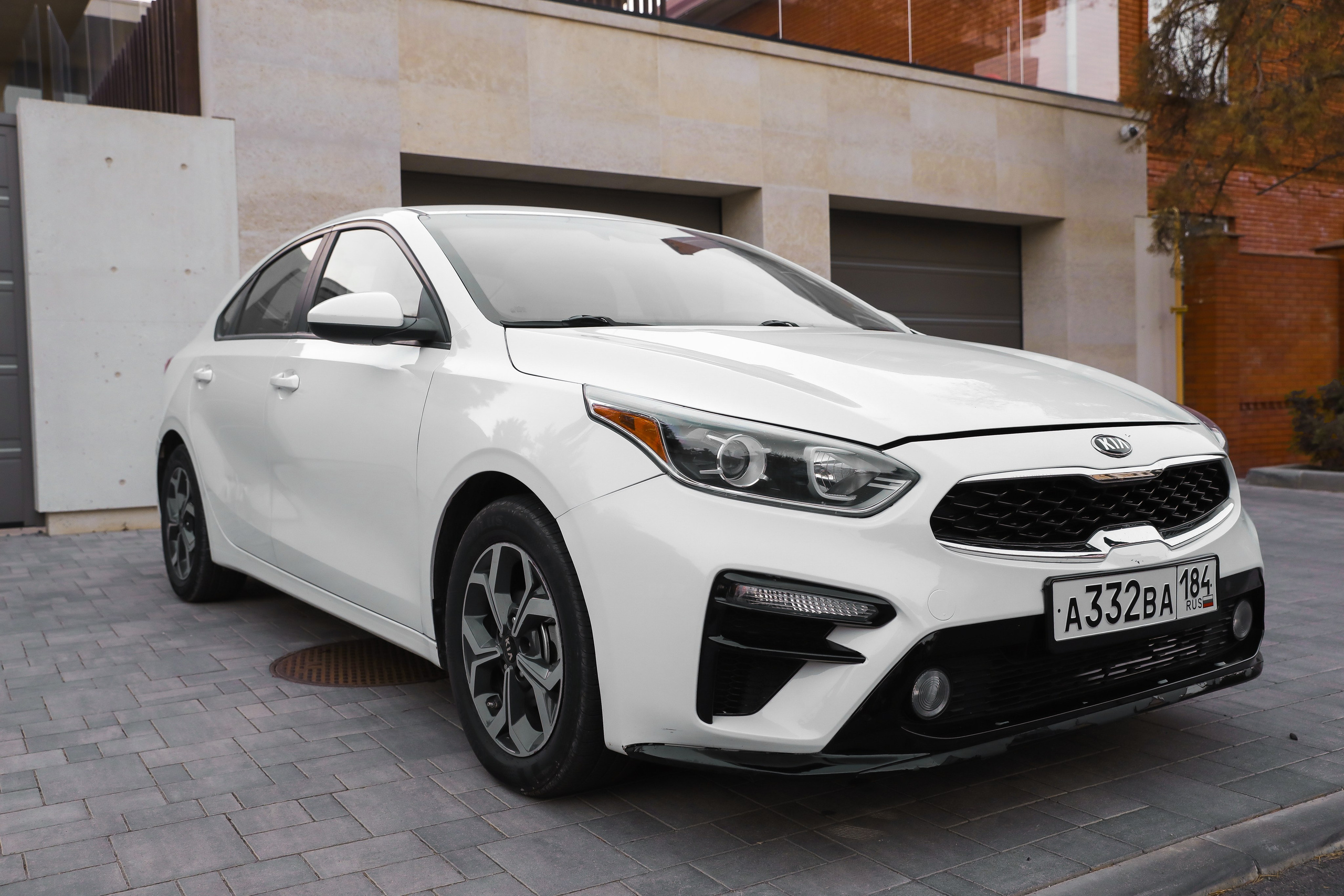 АВТО. Photographer Viktoriya Markushina «My world throug»