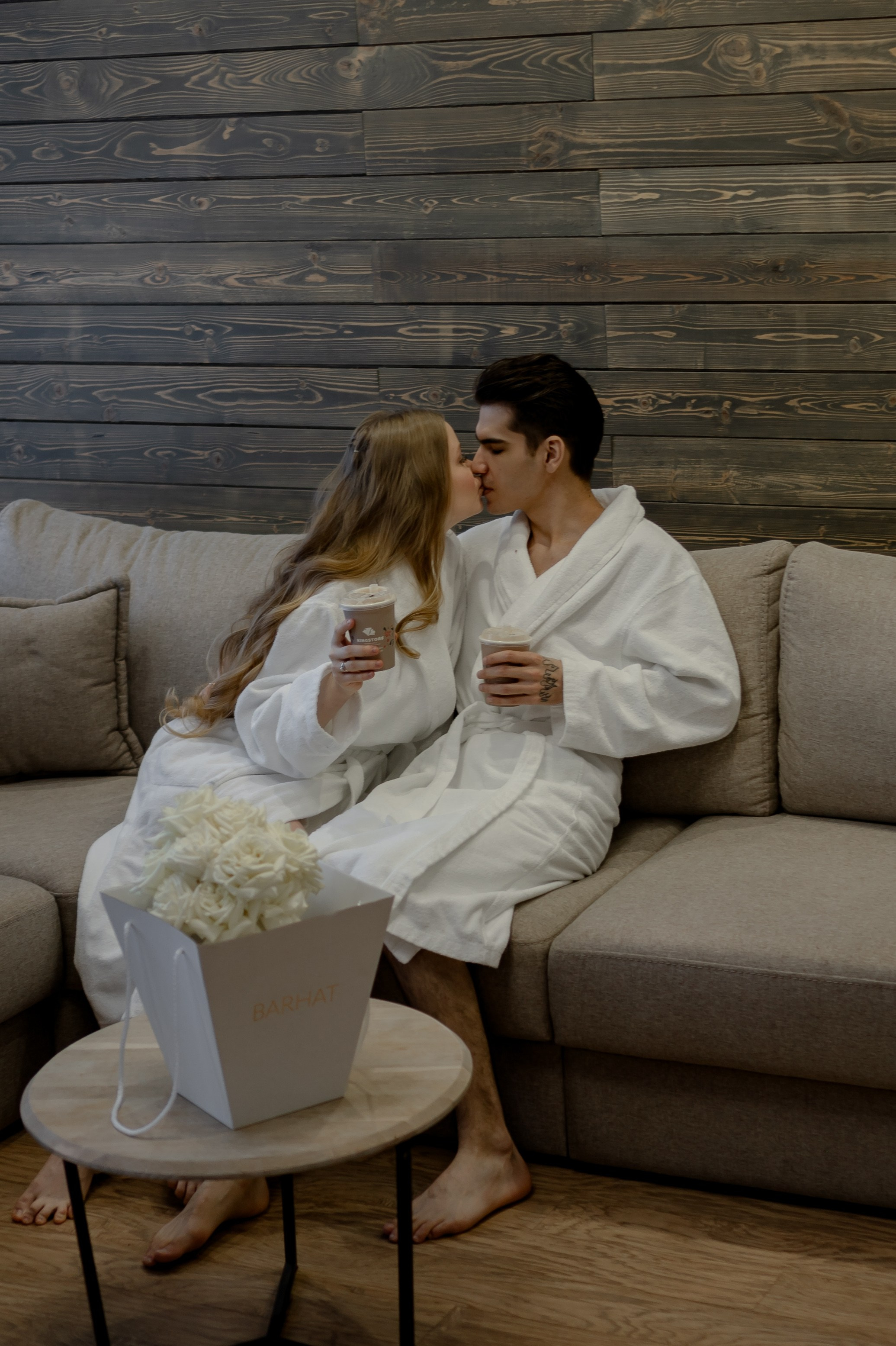 СВАДЕБНАЯ СЬЕМКА СБОРОВ В ОТЕЛЕ И ВЫЕЗД НА ЦЕРЕМОНИЮ (СНЯТО В СИБИРЕ В НИЖНЕВАРТОВСКЕ). Профессиональный фотограф, Санкт-Петербург — Виктория Богомолова