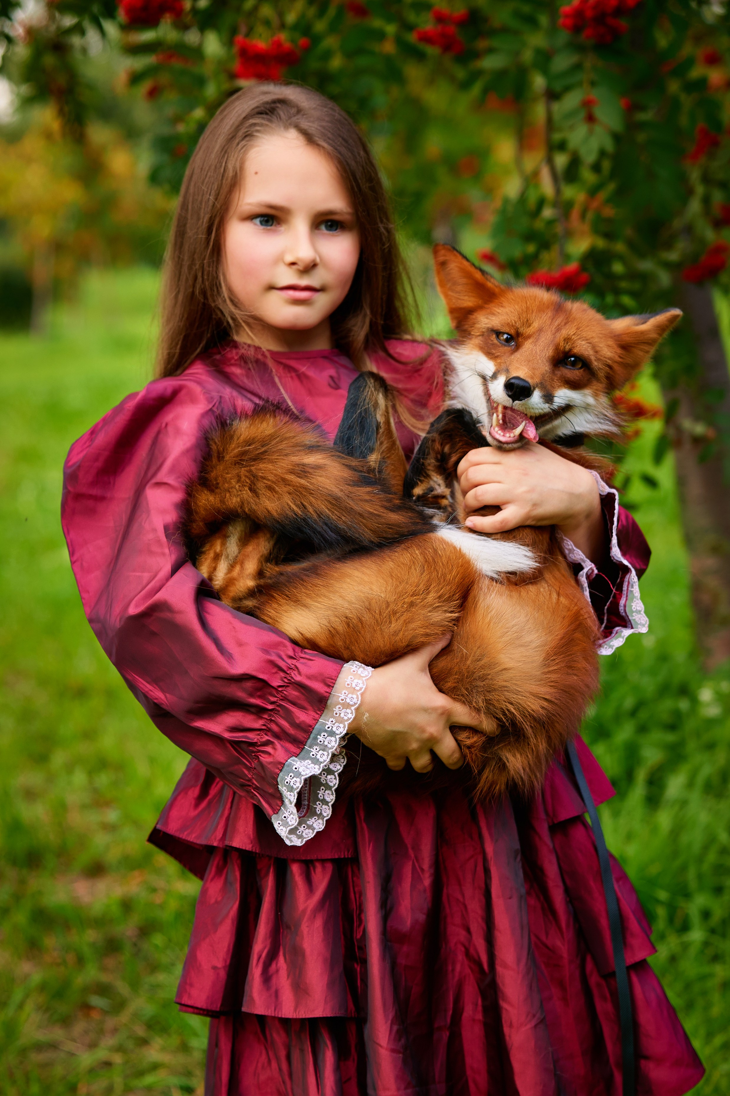 Фотопроект «Рябинка». Ярослава и Маргарита. Фотограф Люся Воробьева
