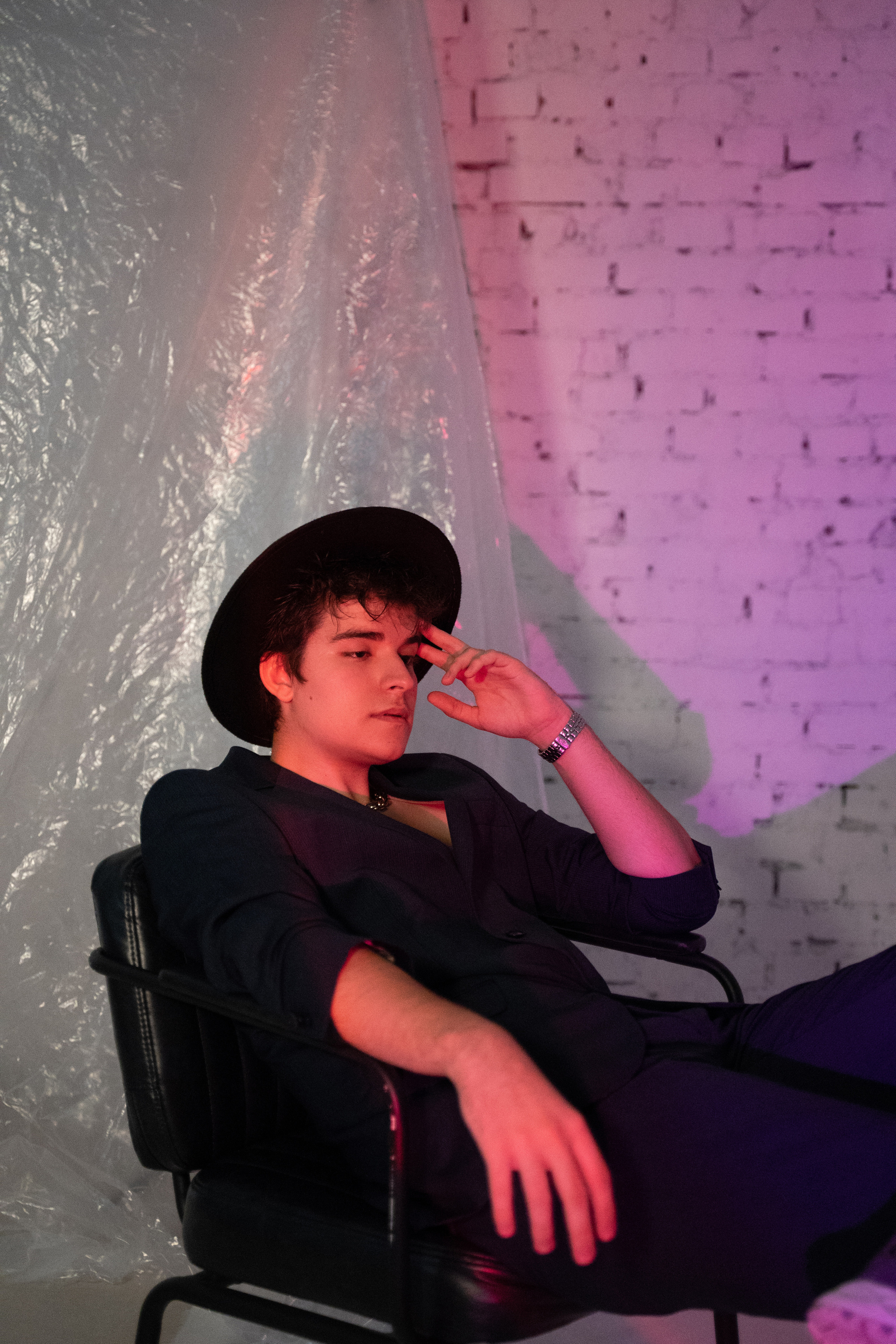 Alex. Визуальный художник «Границы внутри»