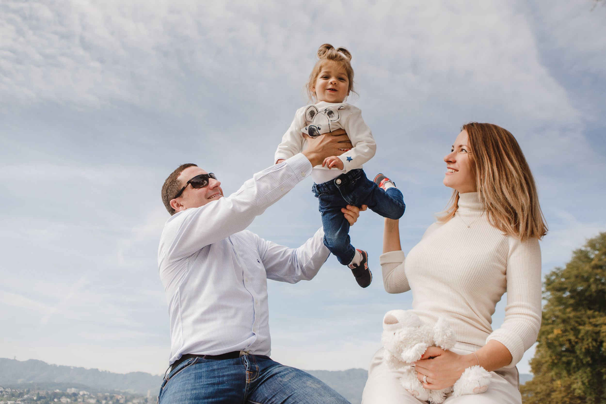 Cyril + Olga + Nastya / FAMILY / Zürich. Fotografo e videografo matrimonio in Italia: Roma, Milano, Venezia, Fi