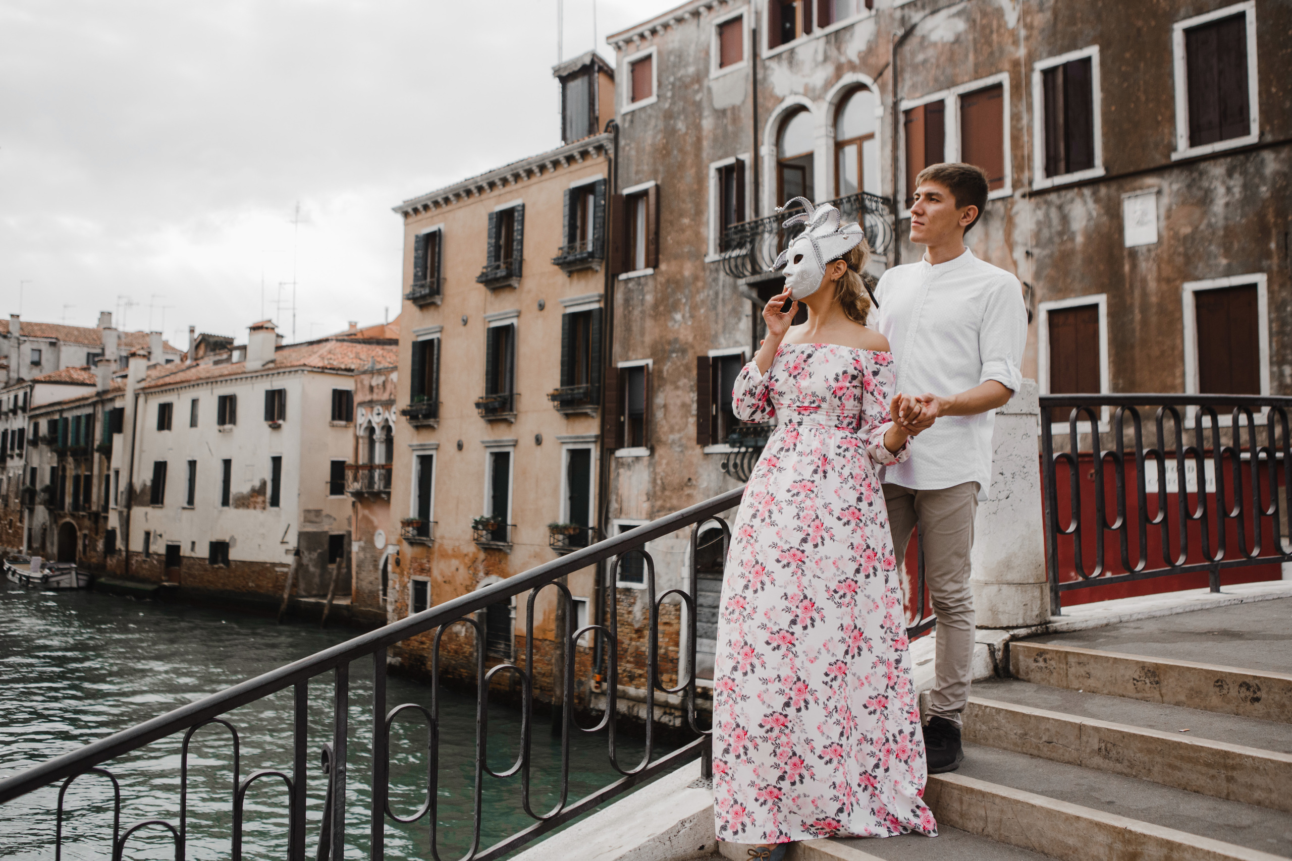 Ravil + Larisa / LOVE STORY / Venice. Fotografo e videografo matrimonio in Italia: Roma, Milano, Venezia, Fi