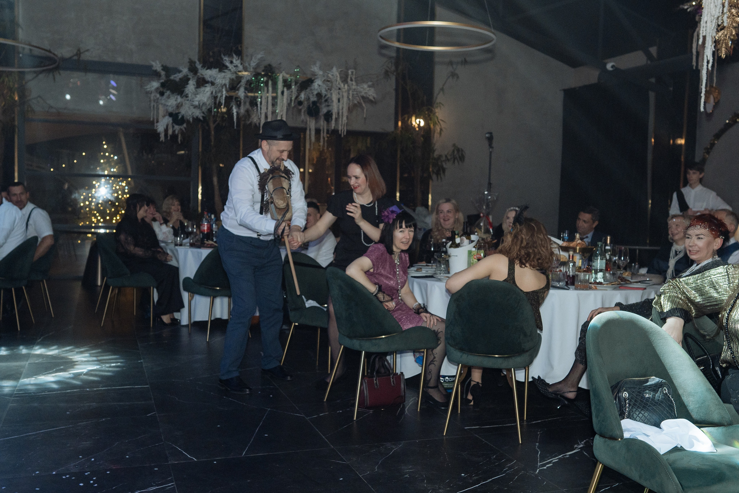 Альбион Тур