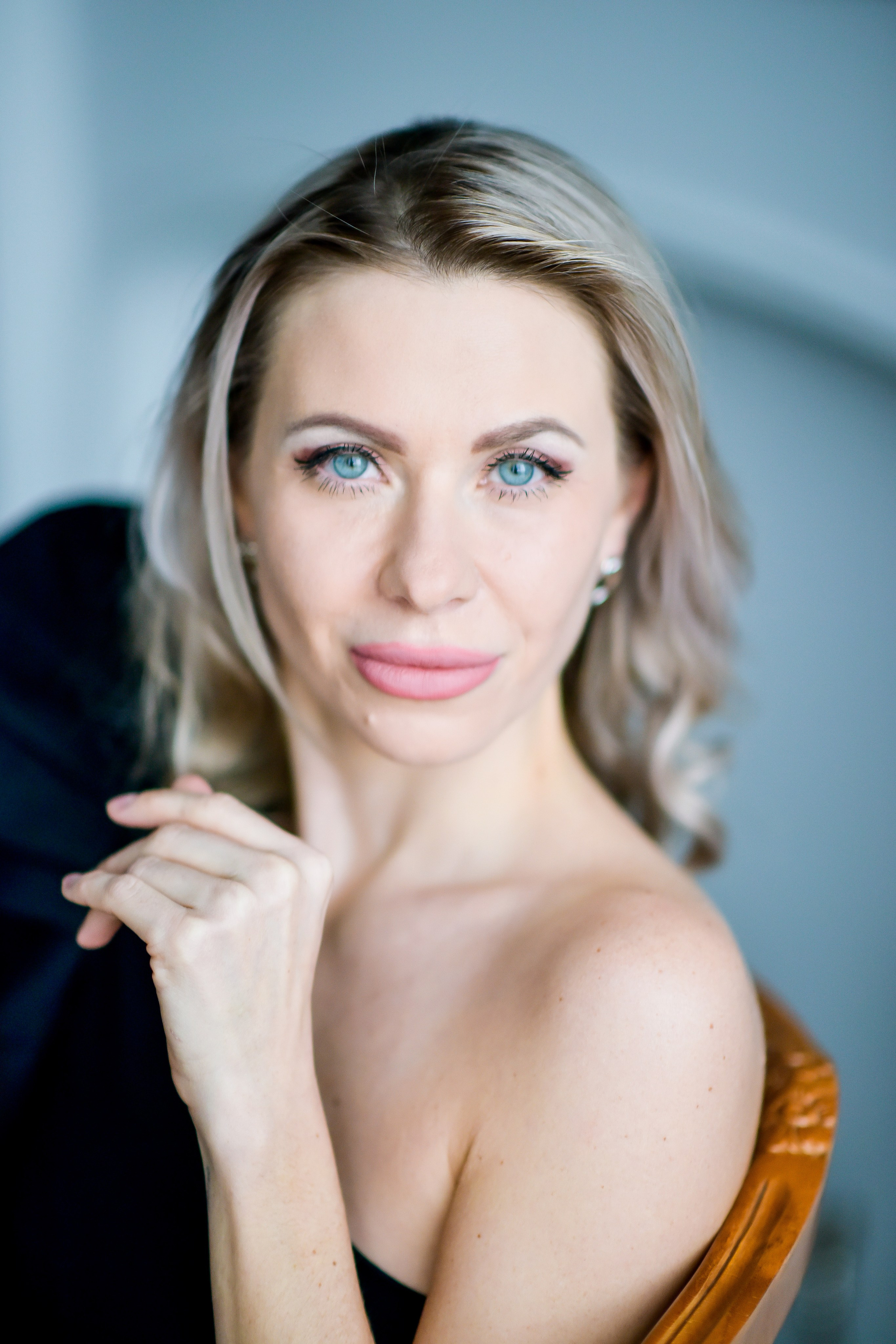 MARINA. Фотограф для бизнесконтента, репортажей и семейного альбома в Москве