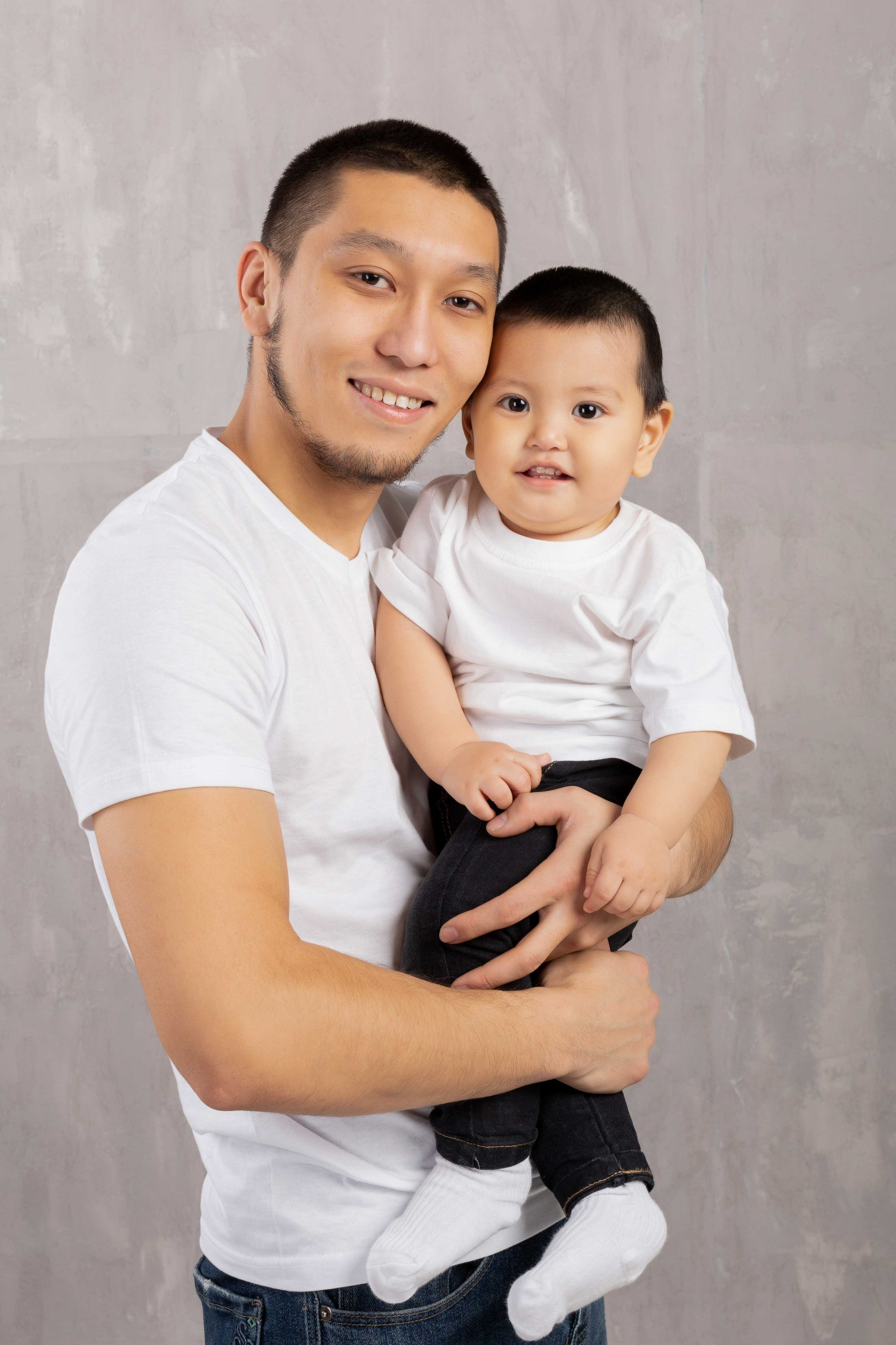 Фотосессия семейная. Фотостудия Алматы. Семейная и детская фотостудия Family studio.Фотограф Алматы