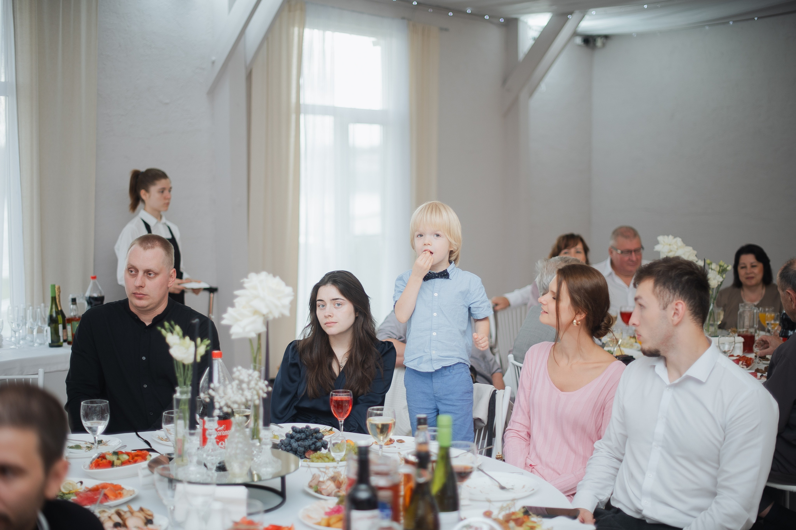 Свадьба на берегу Волги. Свадебный фотограф в Ярославле Денис Медоваров