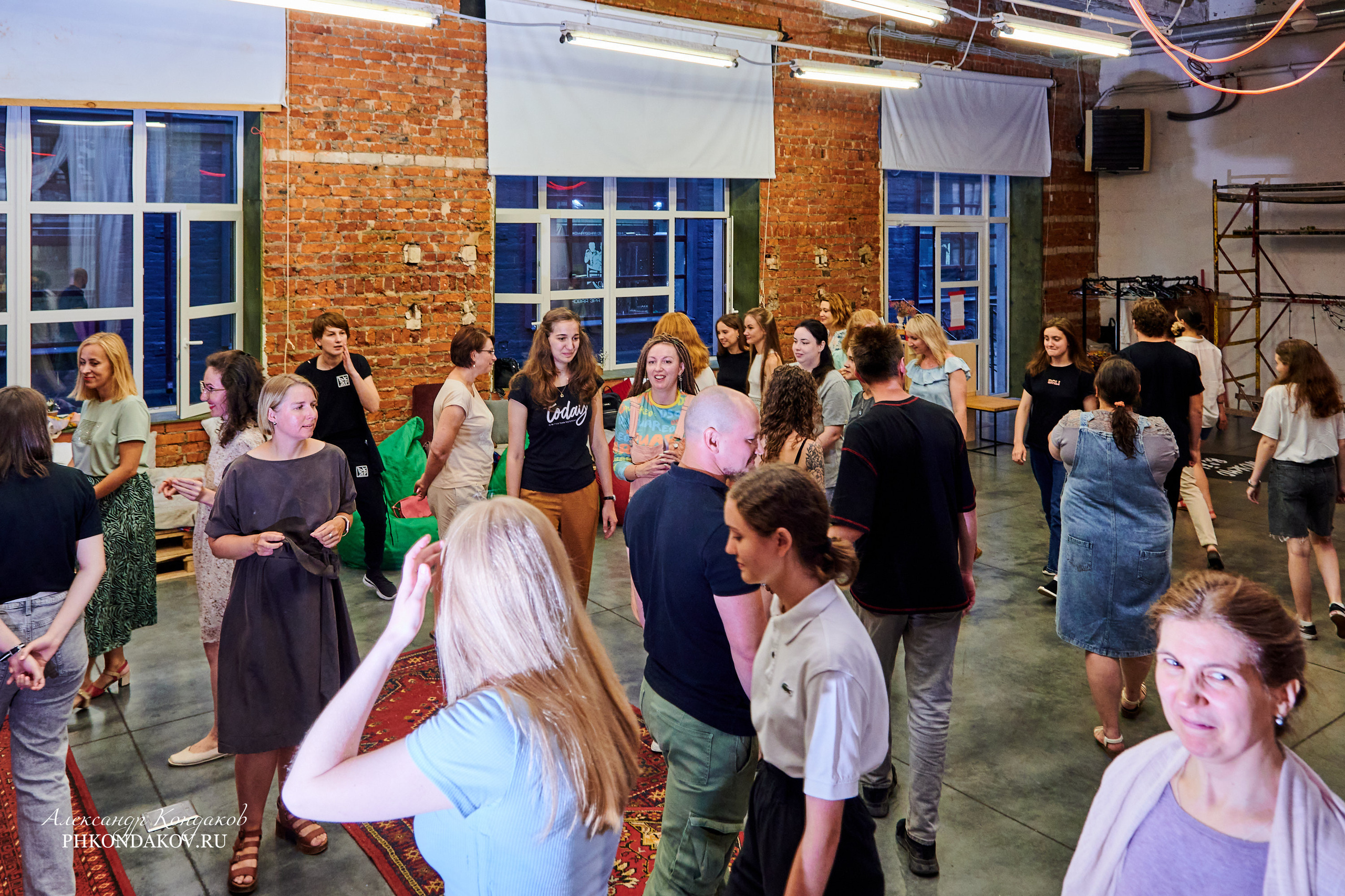 Фотограф события импровизация иваново фотосессия. Фотограф в Иваново: Каталожная съемка одежды и постельного белья, Wildberries