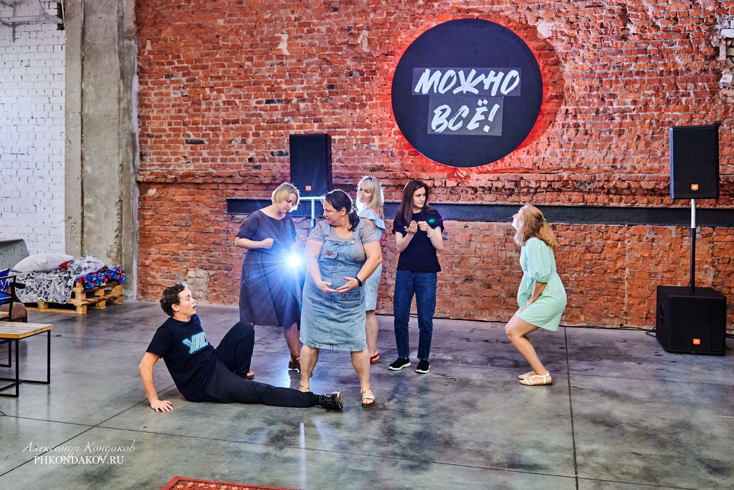 Фотограф события импровизация иваново фотосессия. Фотограф в Иваново: Каталожная съемка одежды и постельного белья, Wildberries