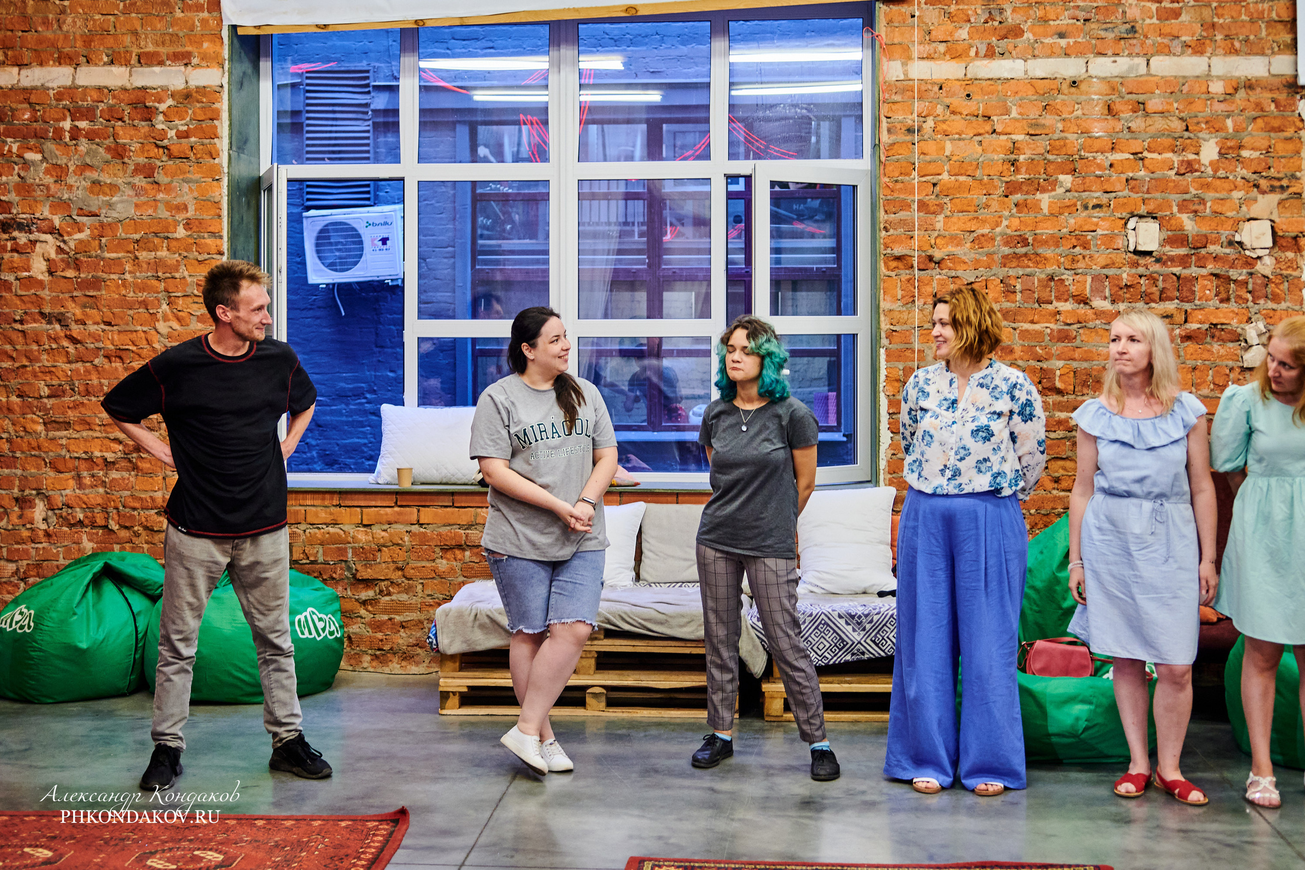 Фотограф события импровизация иваново фотосессия. Фотограф в Иваново: Каталожная съемка одежды и постельного белья, Wildberries