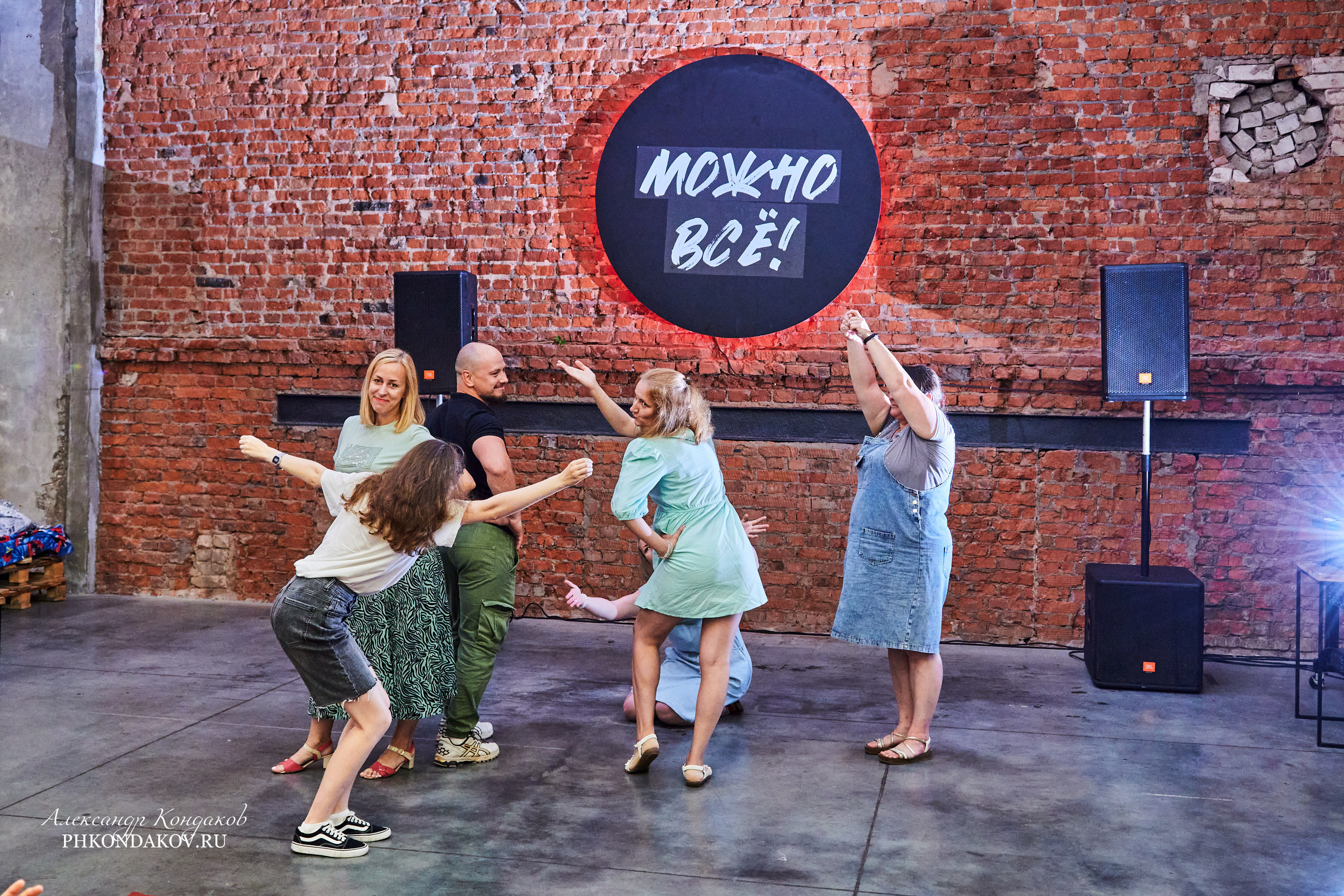 Фотограф события импровизация иваново фотосессия. Фотограф в Иваново: Каталожная съемка одежды и постельного белья, Wildberries