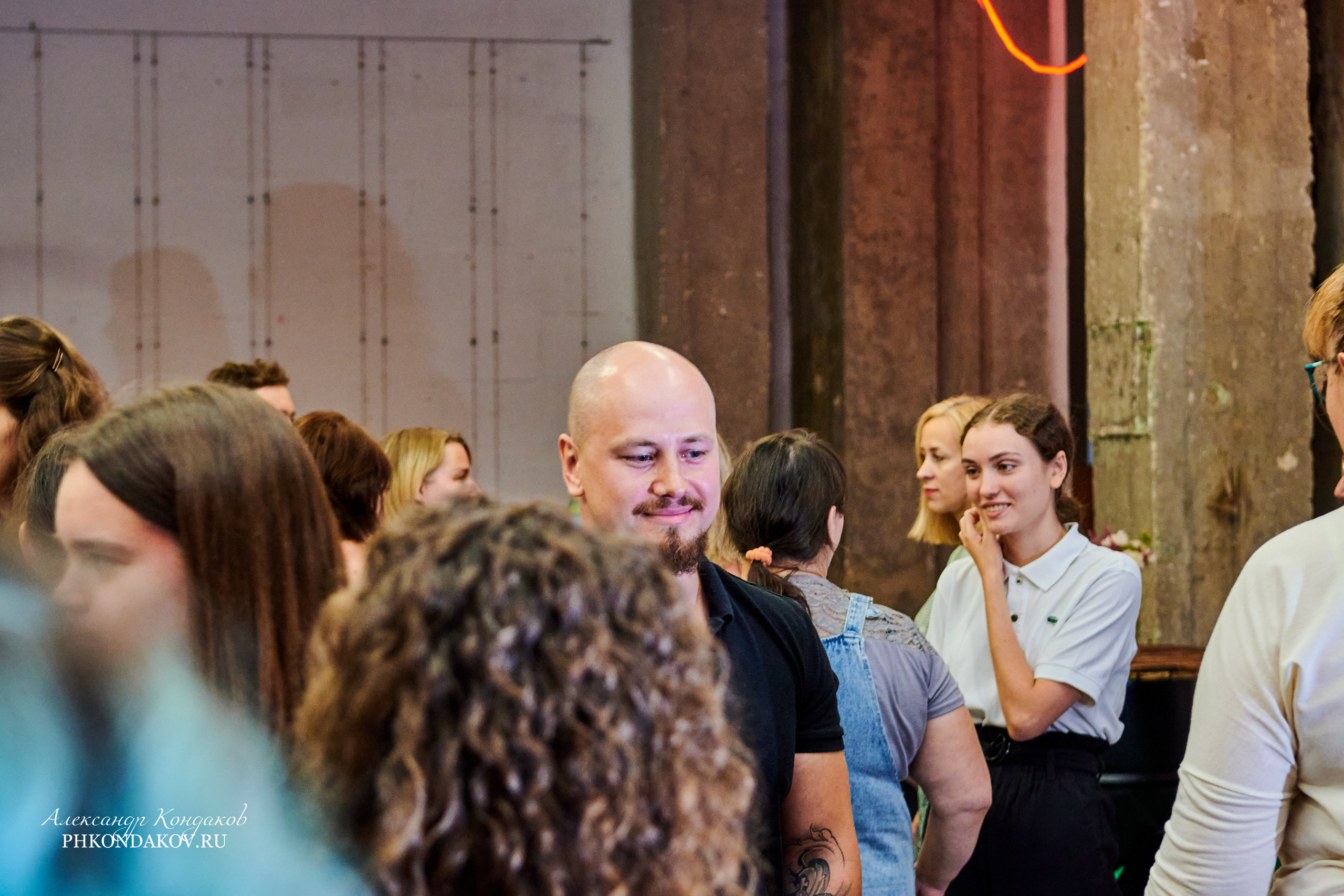 Фотограф события импровизация иваново фотосессия. Фотограф в Иваново: Каталожная съемка одежды и постельного белья, Wildberries