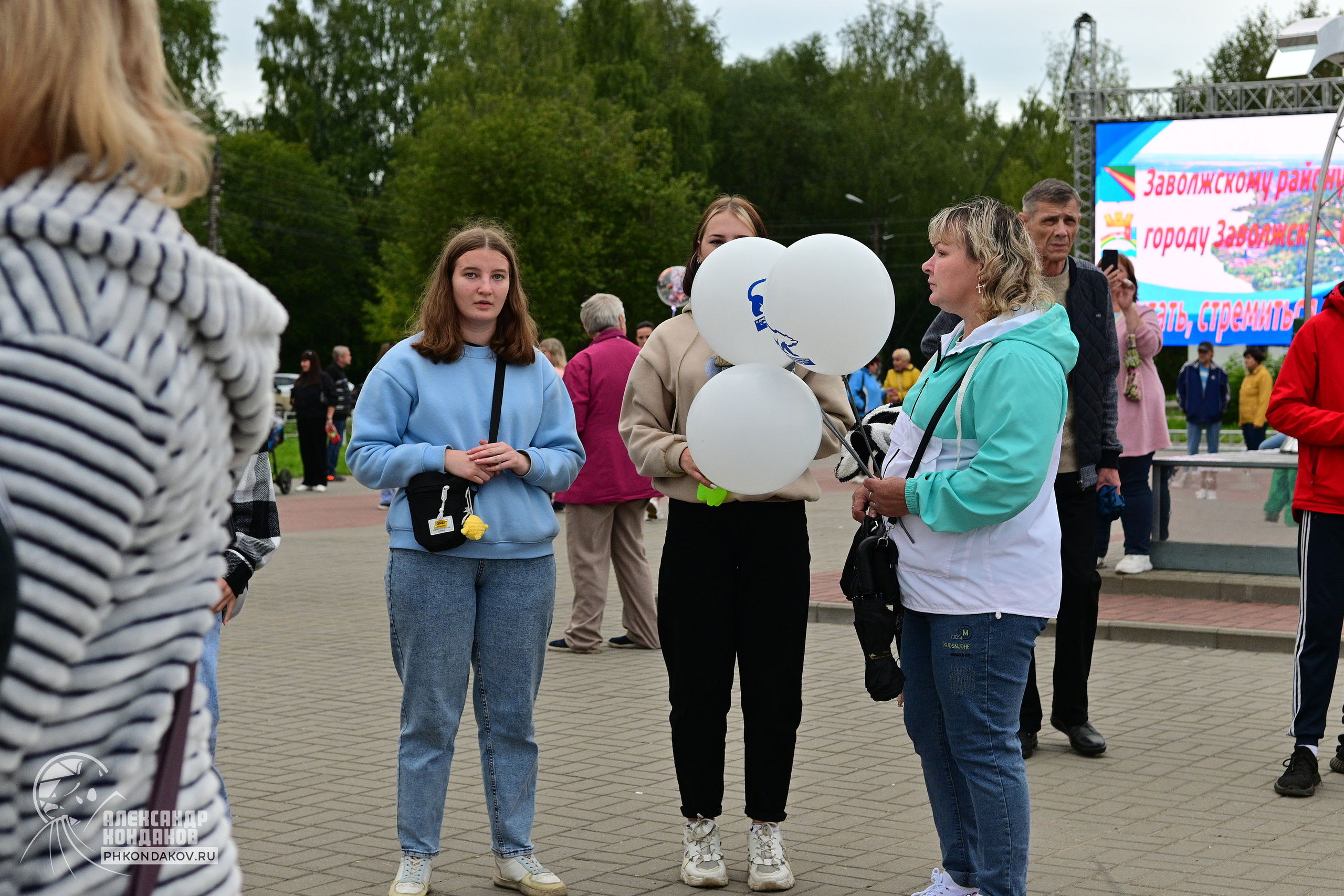Съемка дня города Заволжск. Фотограф в Иваново: Каталожная съемка одежды и постельного белья, Wildberries