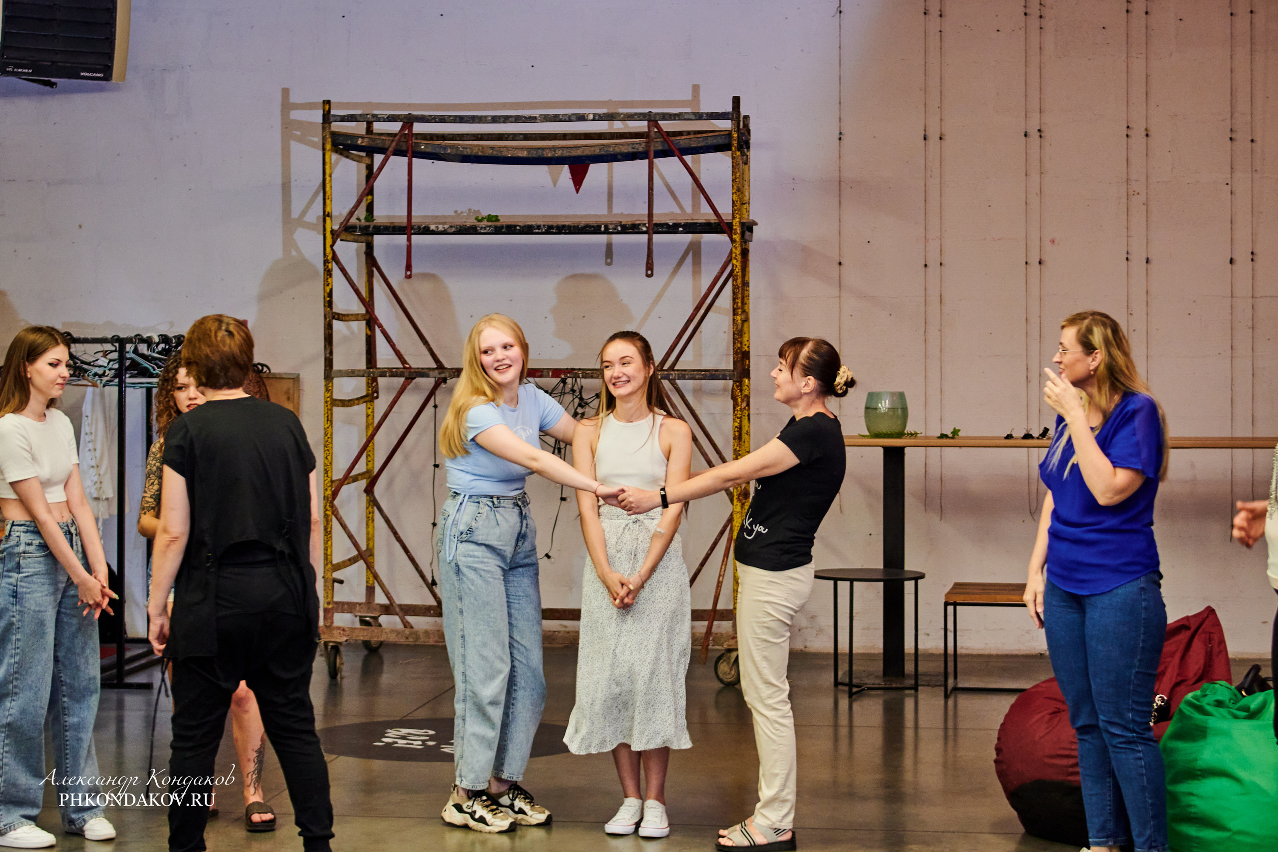 Фотограф события импровизация иваново фотосессия. Фотограф в Иваново: Каталожная съемка одежды и постельного белья, Wildberries