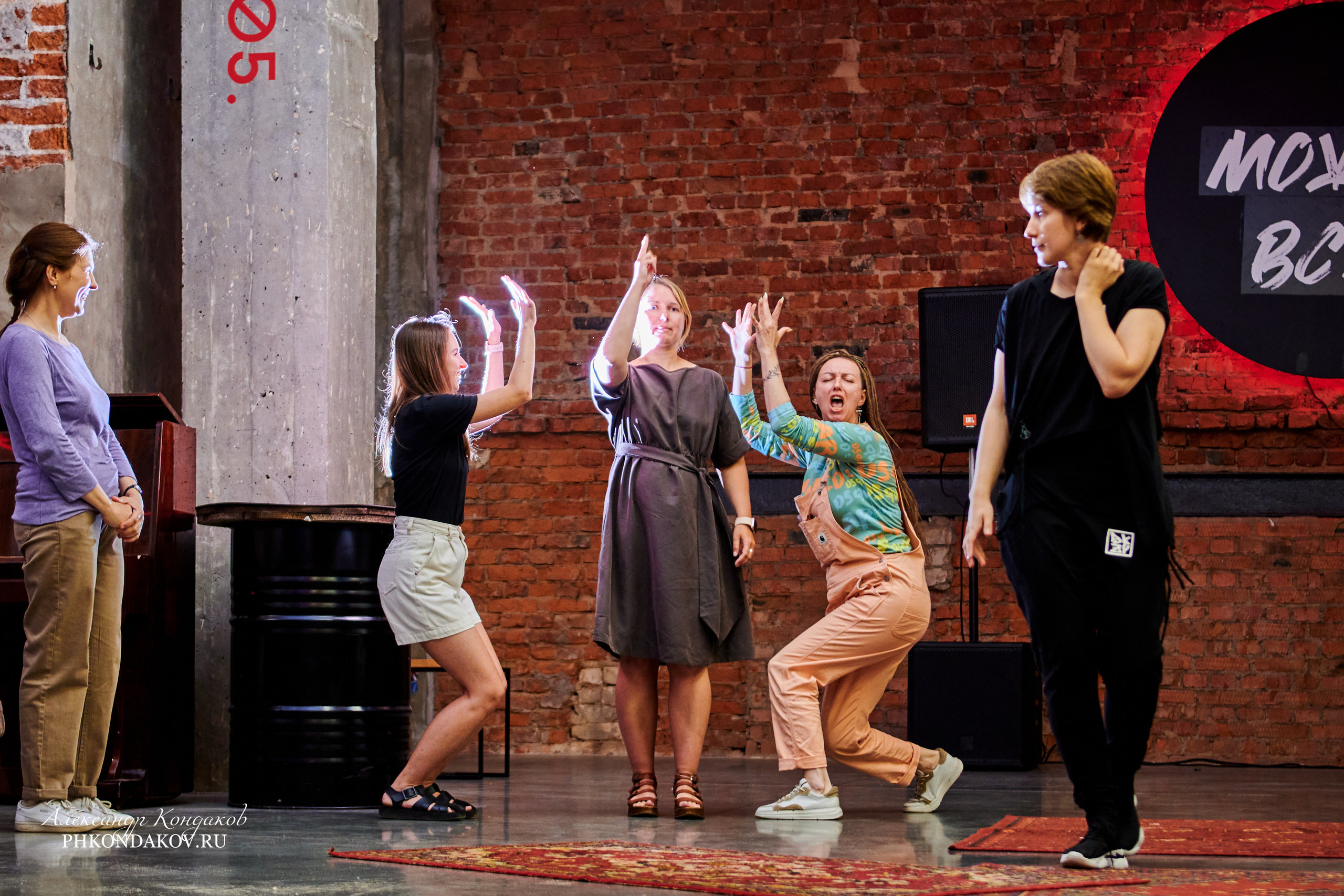 Фотограф события импровизация иваново фотосессия. Фотограф в Иваново: Каталожная съемка одежды и постельного белья, Wildberries