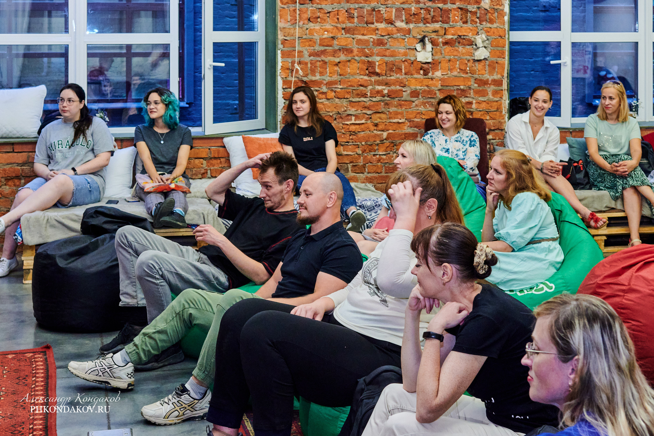 Фотограф события импровизация иваново фотосессия. Фотограф в Иваново: Каталожная съемка одежды и постельного белья, Wildberries