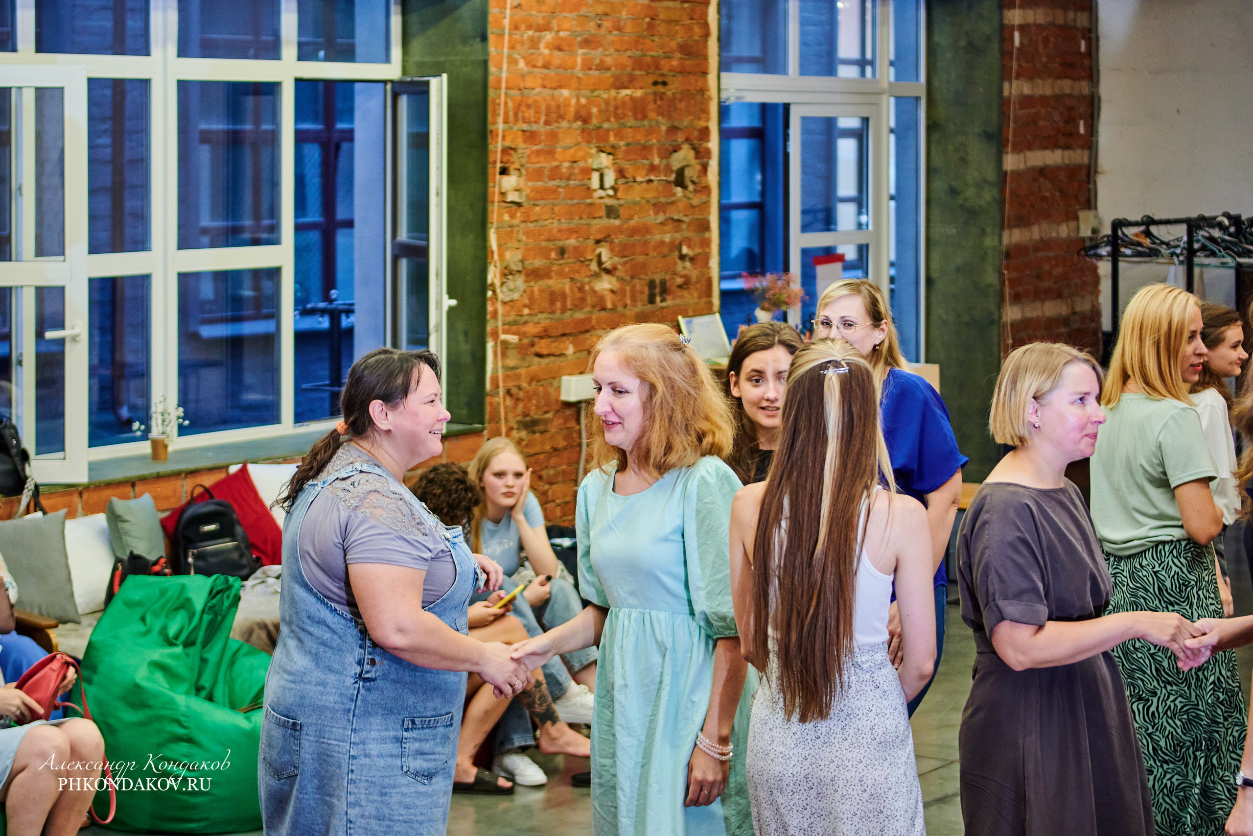 Фотограф события импровизация иваново фотосессия. Фотограф в Иваново: Каталожная съемка одежды и постельного белья, Wildberries