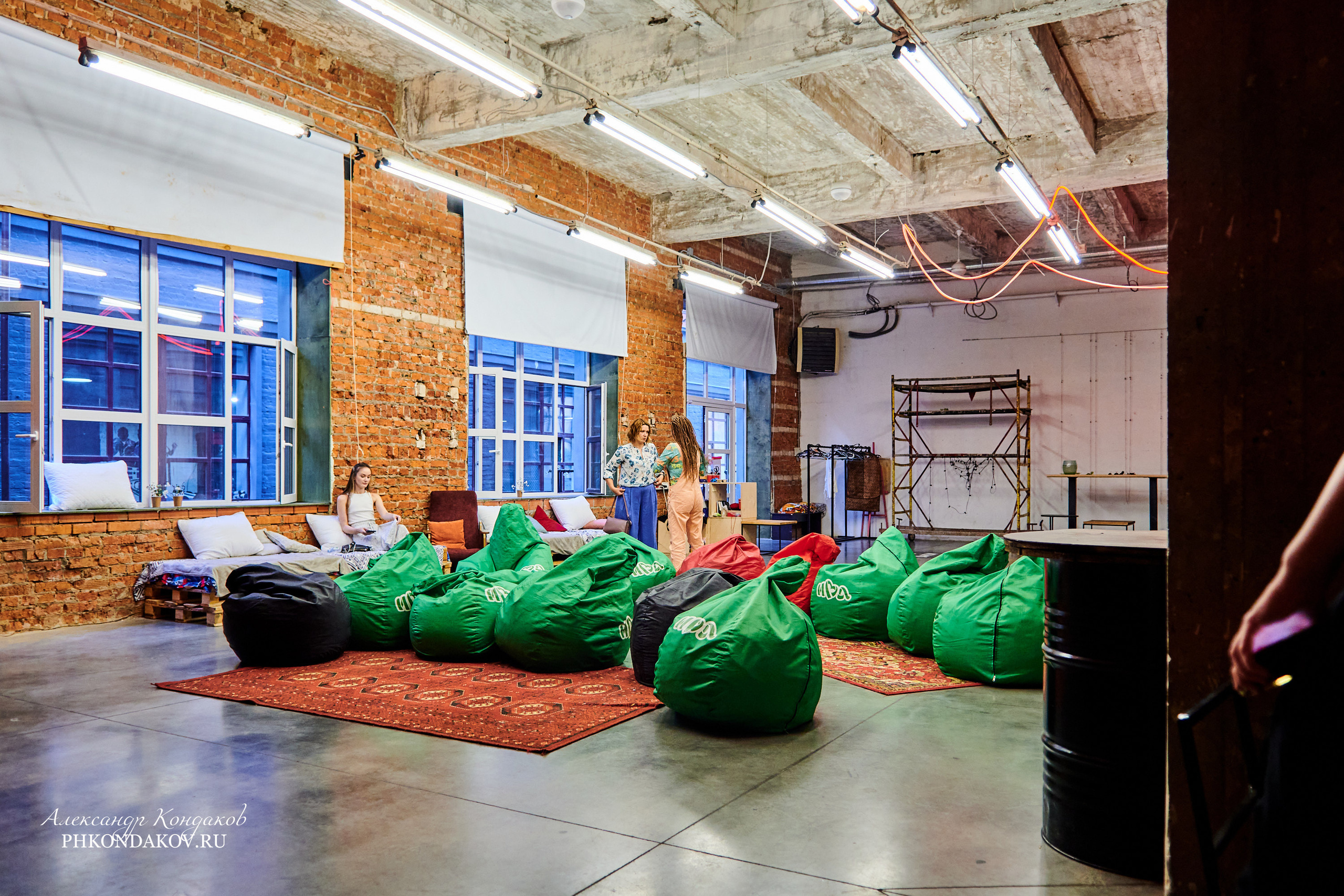 Фотограф события импровизация иваново фотосессия. Фотограф в Иваново: Каталожная съемка одежды и постельного белья, Wildberries