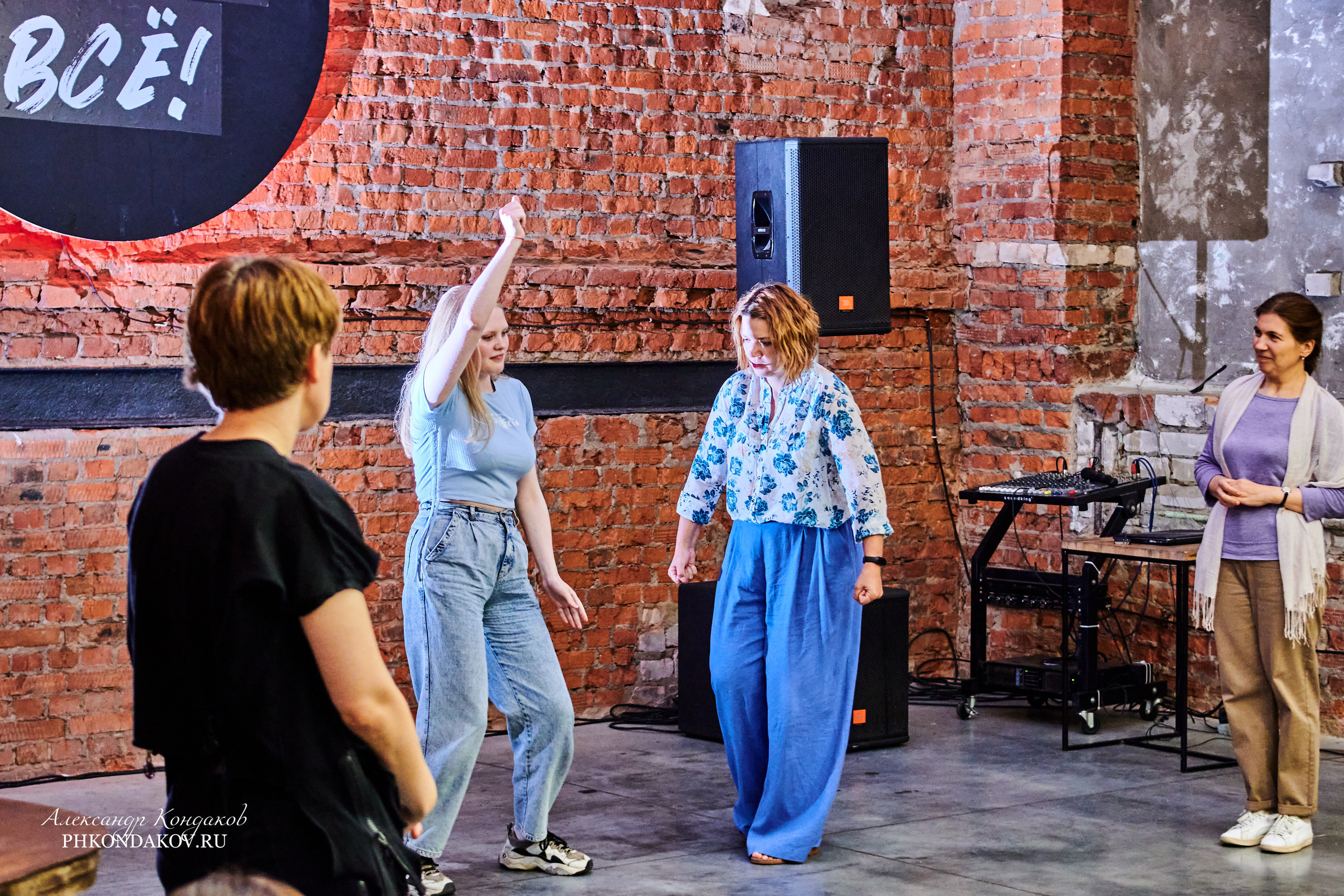 Фотограф события импровизация иваново фотосессия. Фотограф в Иваново: Каталожная съемка одежды и постельного белья, Wildberries