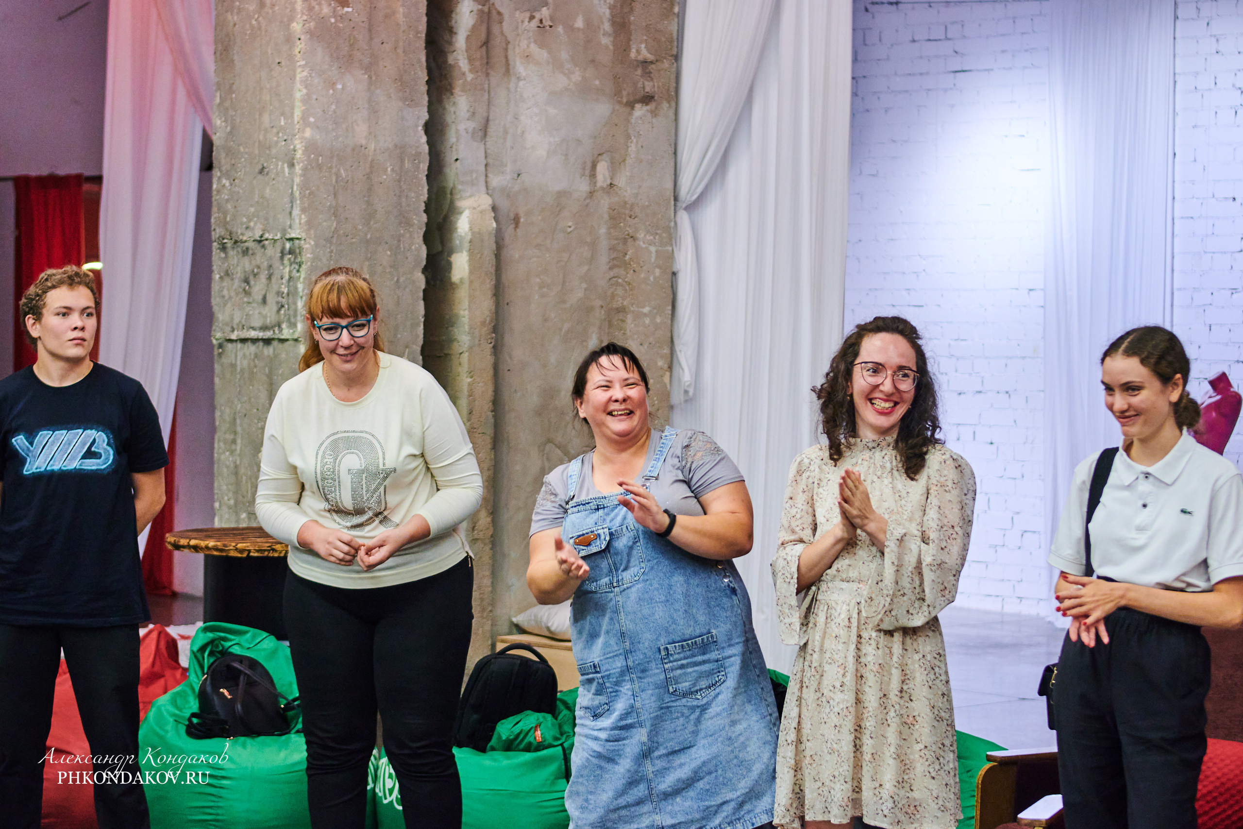 Фотограф события импровизация иваново фотосессия. Фотограф в Иваново: Каталожная съемка одежды и постельного белья, Wildberries