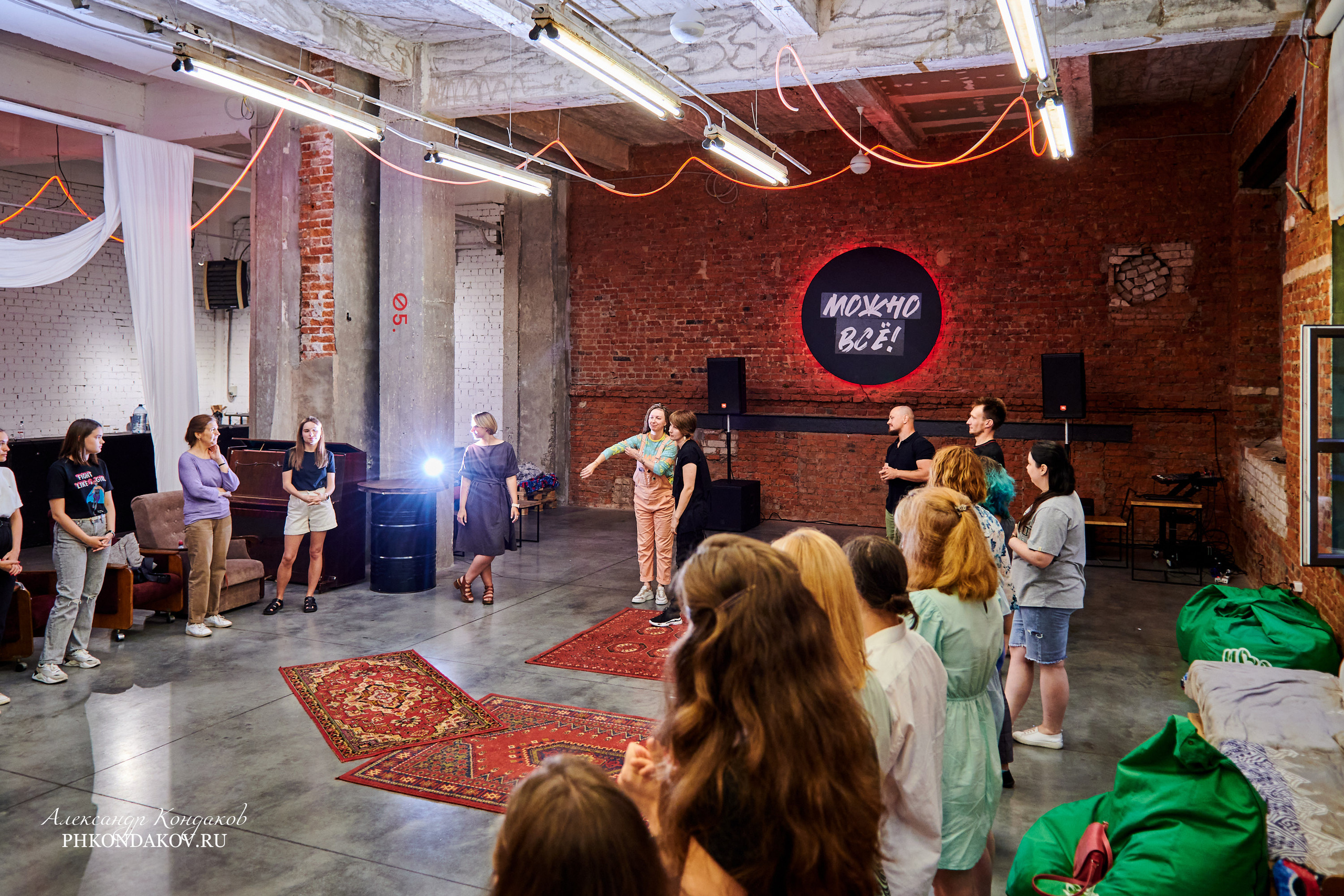 Фотограф события импровизация иваново фотосессия. Фотограф в Иваново: Каталожная съемка одежды и постельного белья, Wildberries