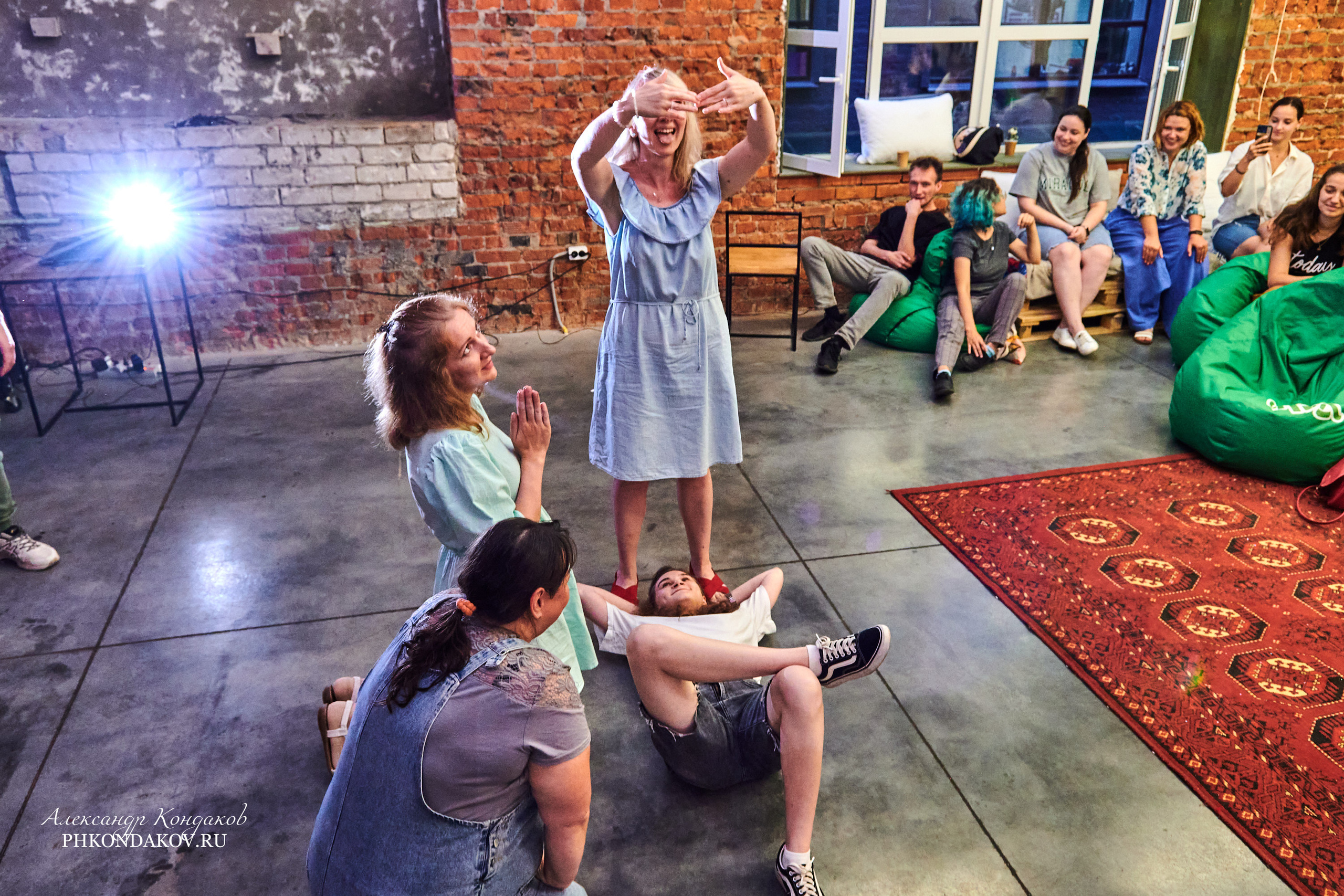 Фотограф события импровизация иваново фотосессия. Фотограф в Иваново: Каталожная съемка одежды и постельного белья, Wildberries